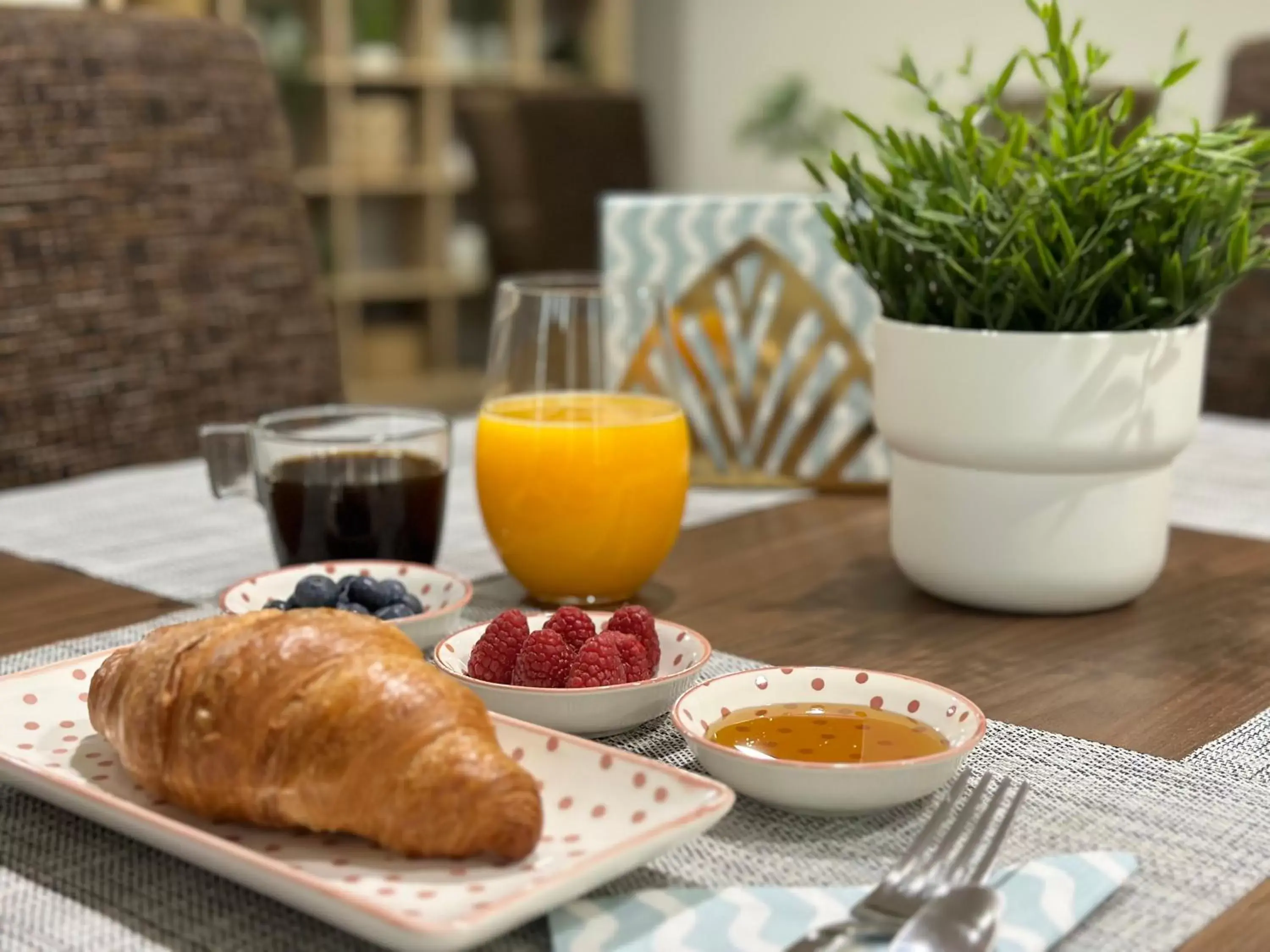 Food, Breakfast in Balkan Hotel Garni