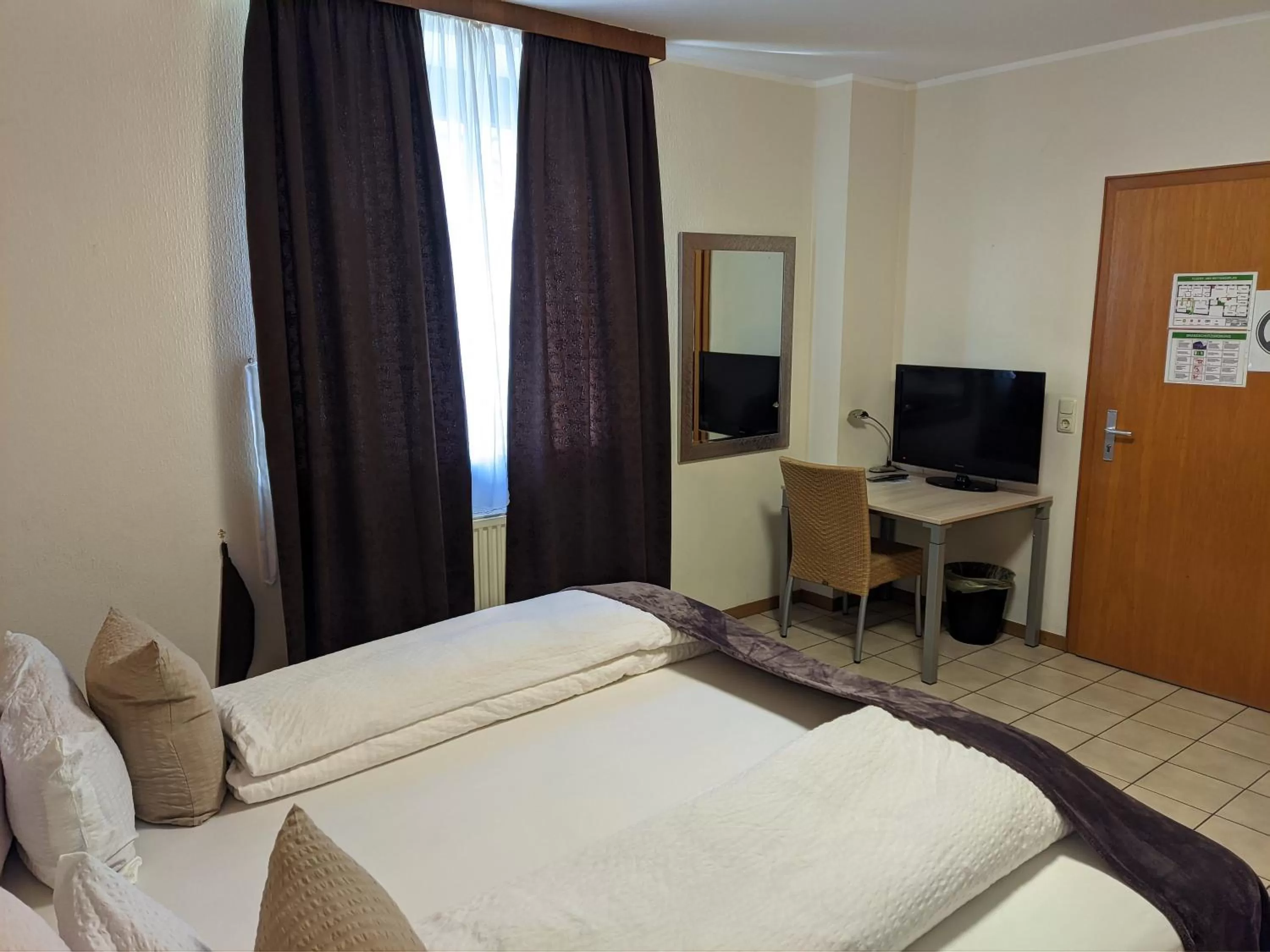 TV and multimedia, Bed in Hotel Rath