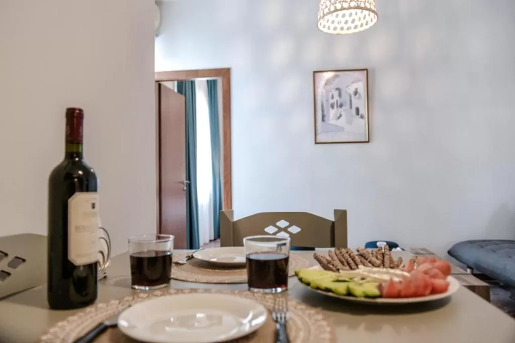 Dining area in V & G Cozy Apartments