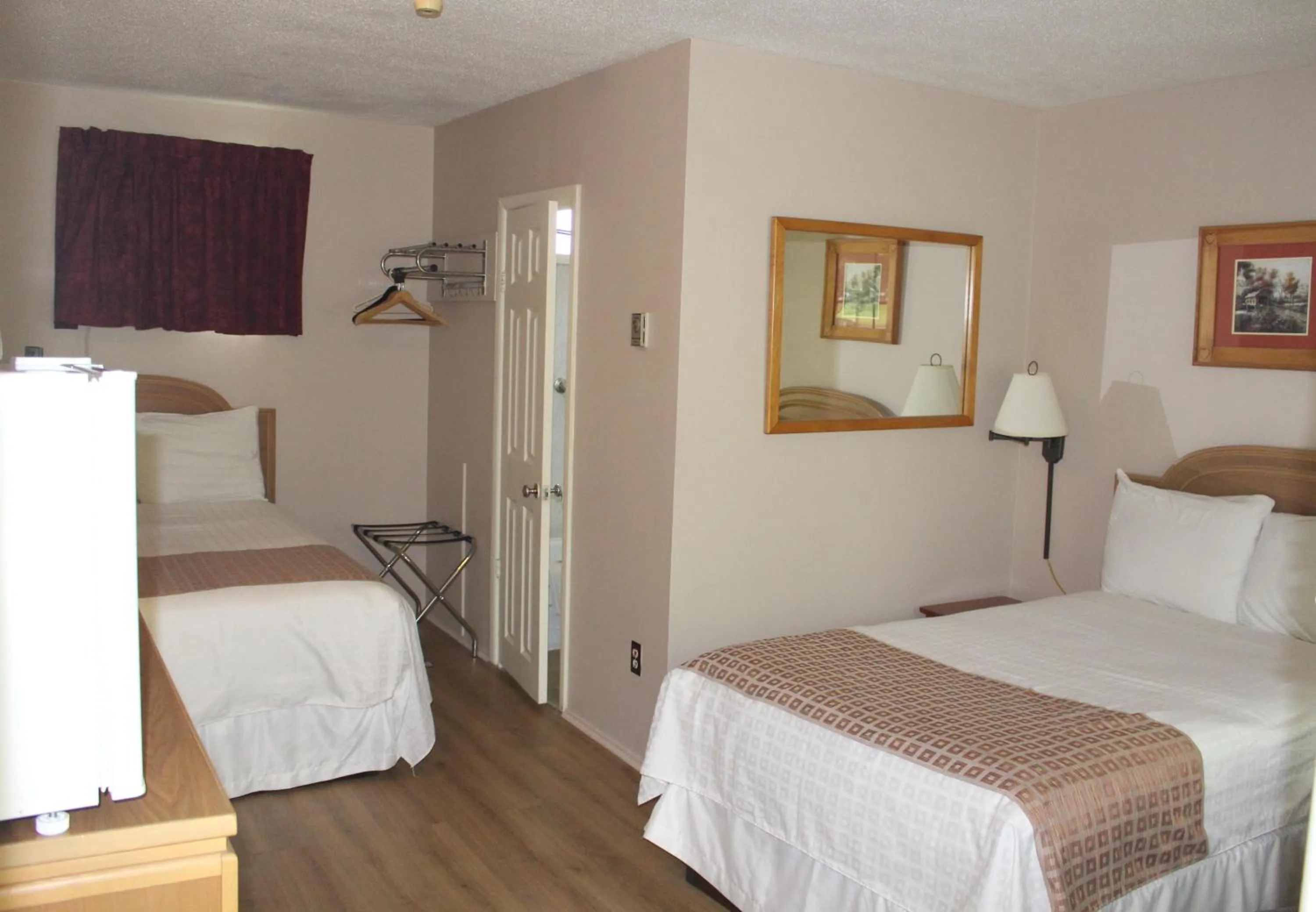 Colonial Resort-1000Islands