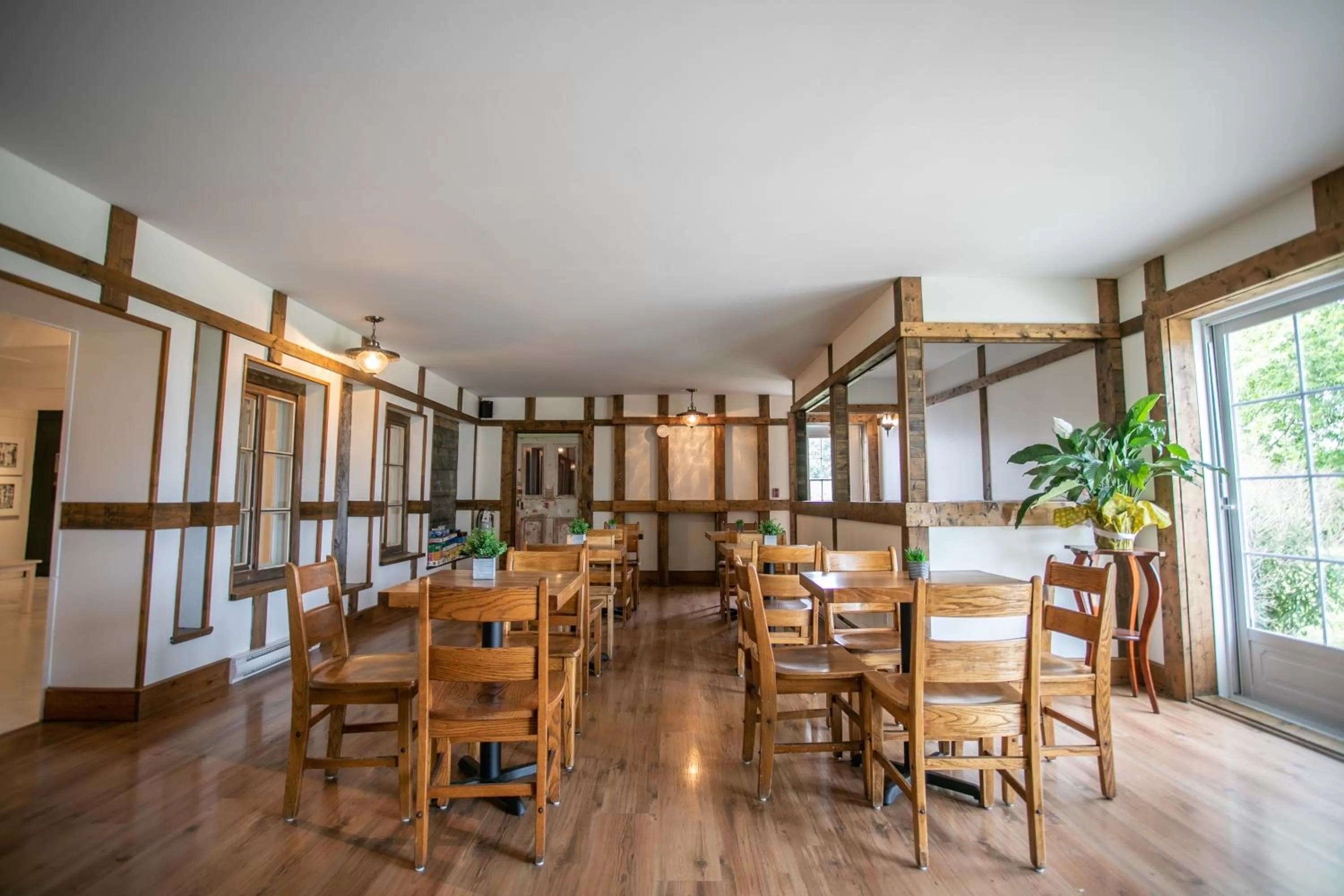 Lounge or bar in Auberge Seigneurie des Monts