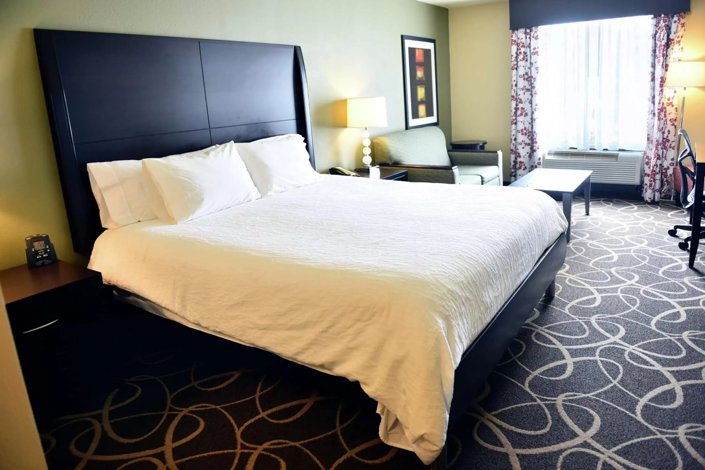 Bedroom, Bed in Hilton Garden Inn Atlanta/Peachtree City