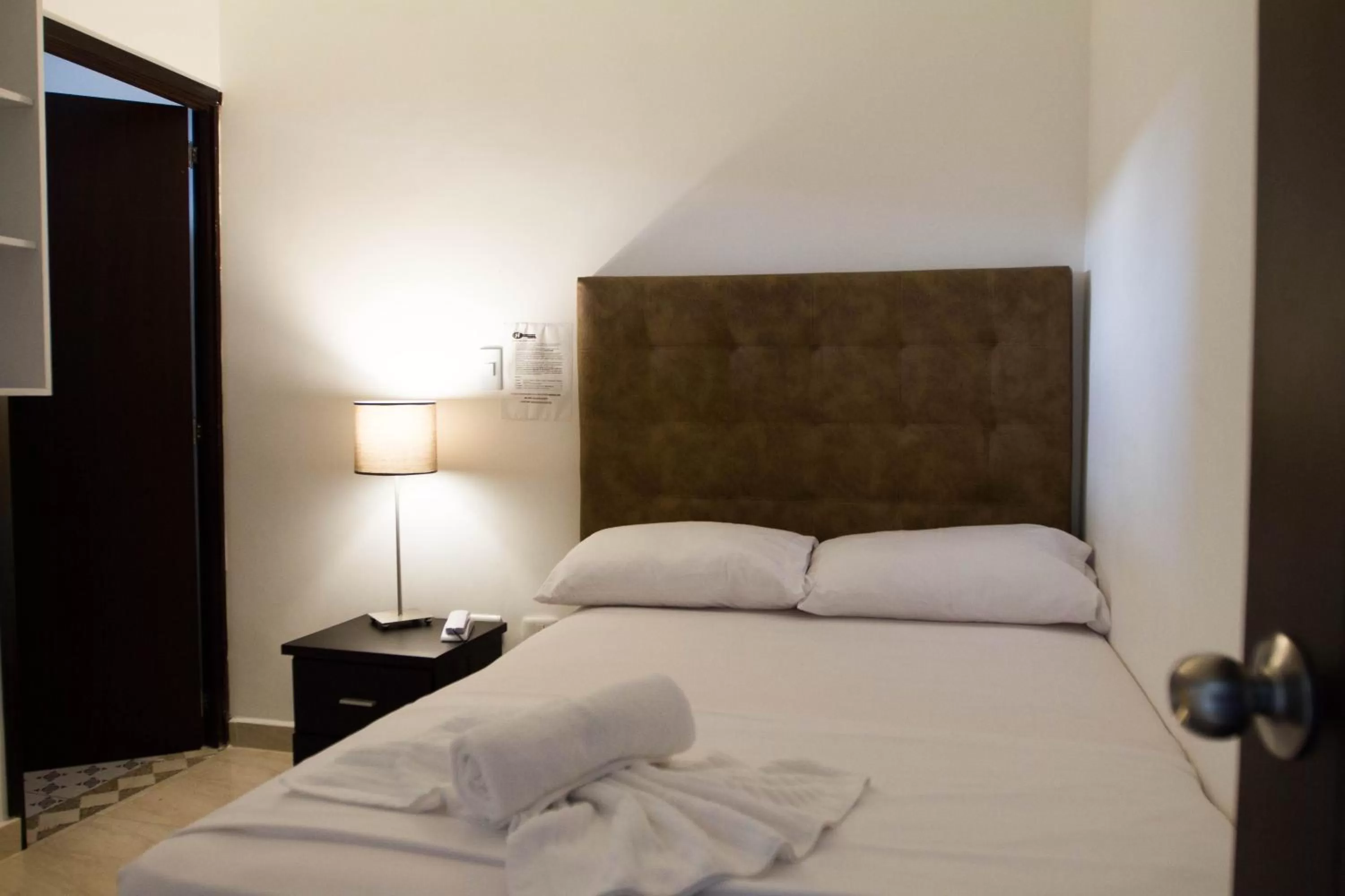 Bed in Hotel Residencias la CH