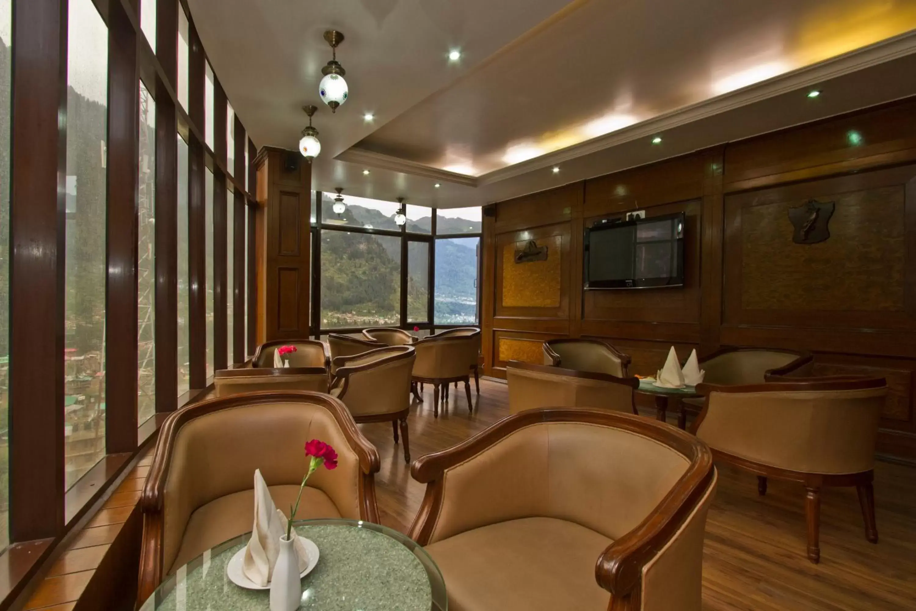 Lounge or bar in Hotel Broadways Inn Lounge or bar in Hotel Broadways Inn