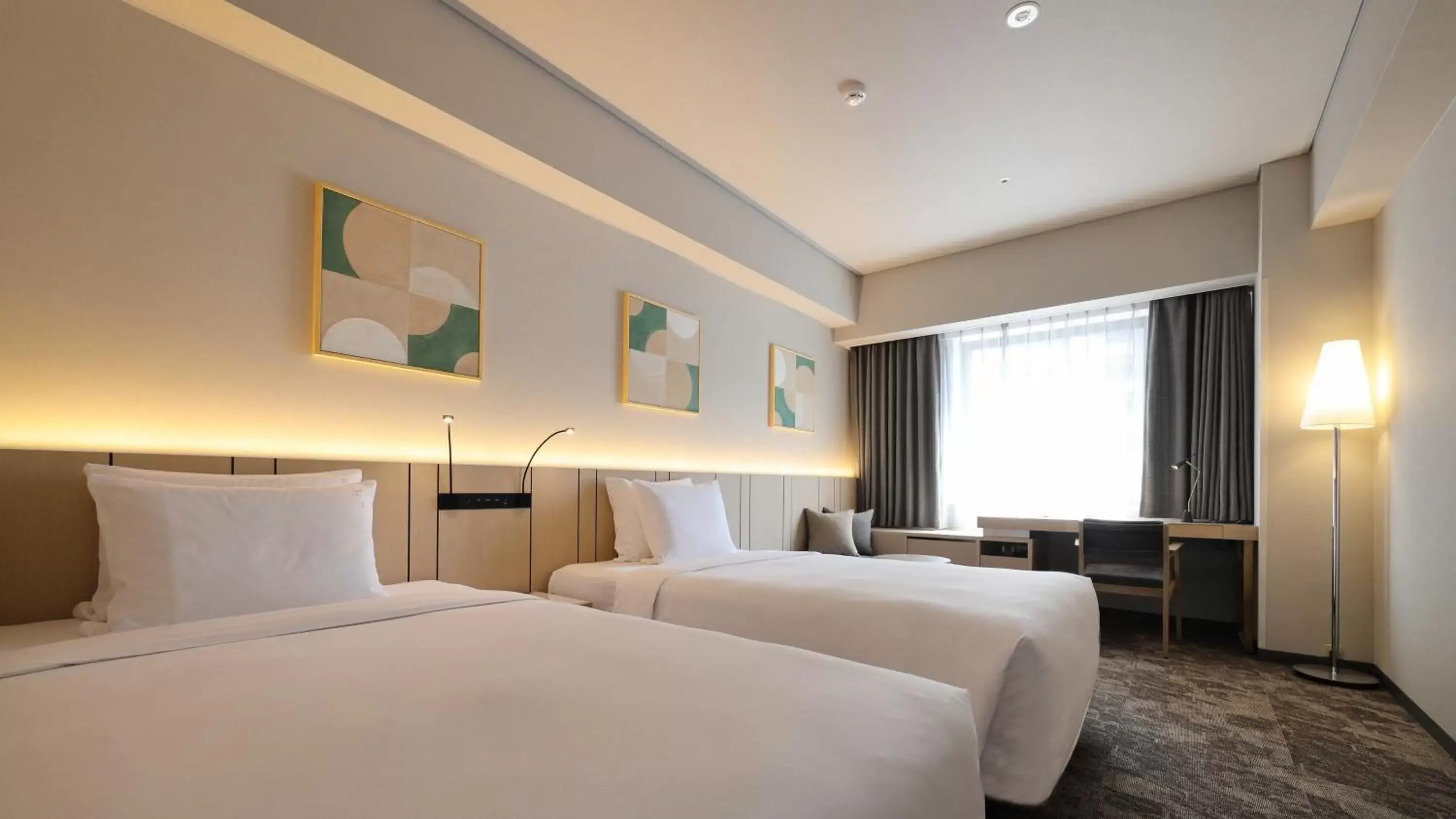 Photo of the whole room, Bed in ANA Holiday Inn Sendai, an IHG Hotel