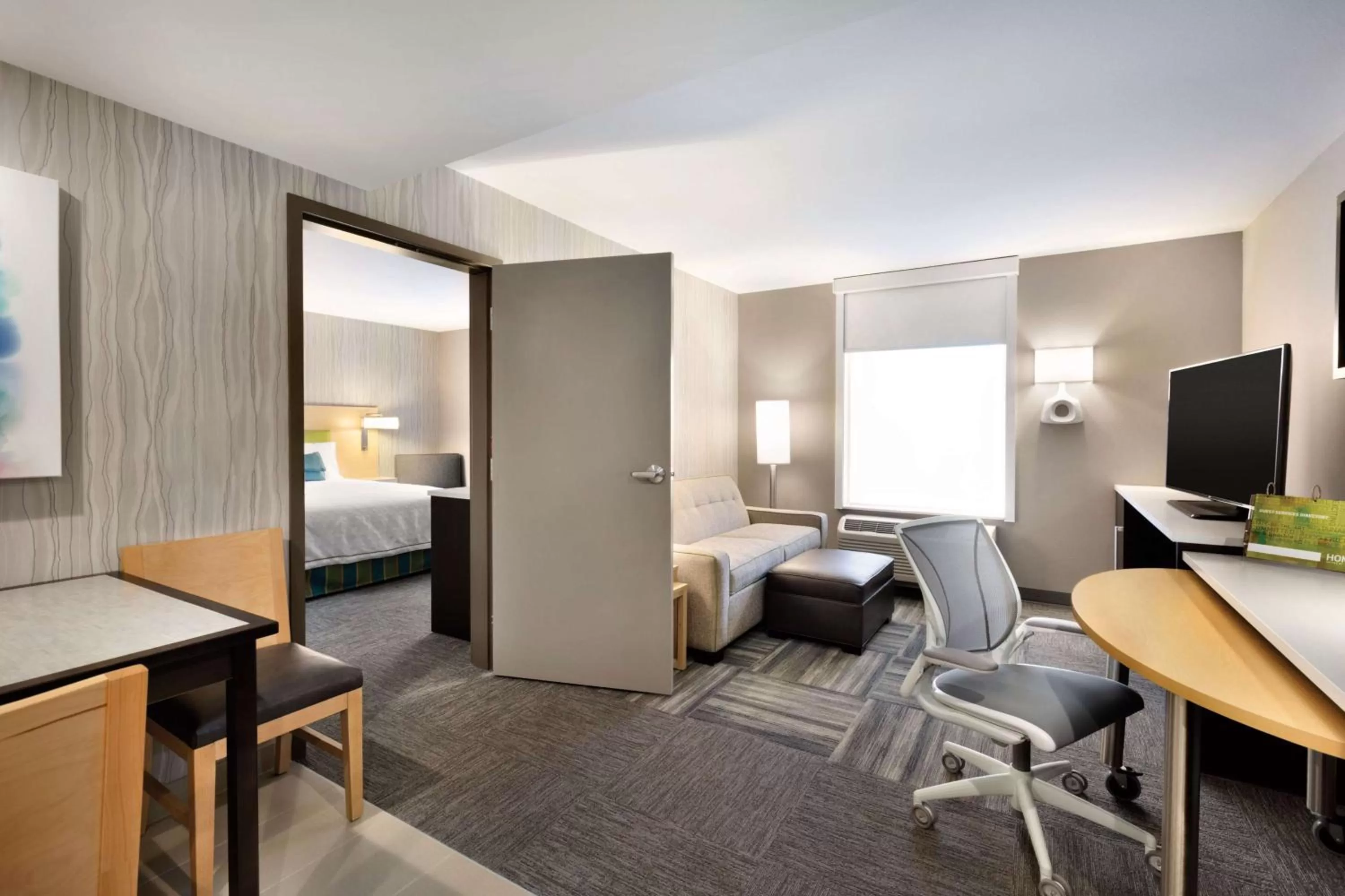 Photo of the whole room, Bed in Home2 Suites by Hilton Billings