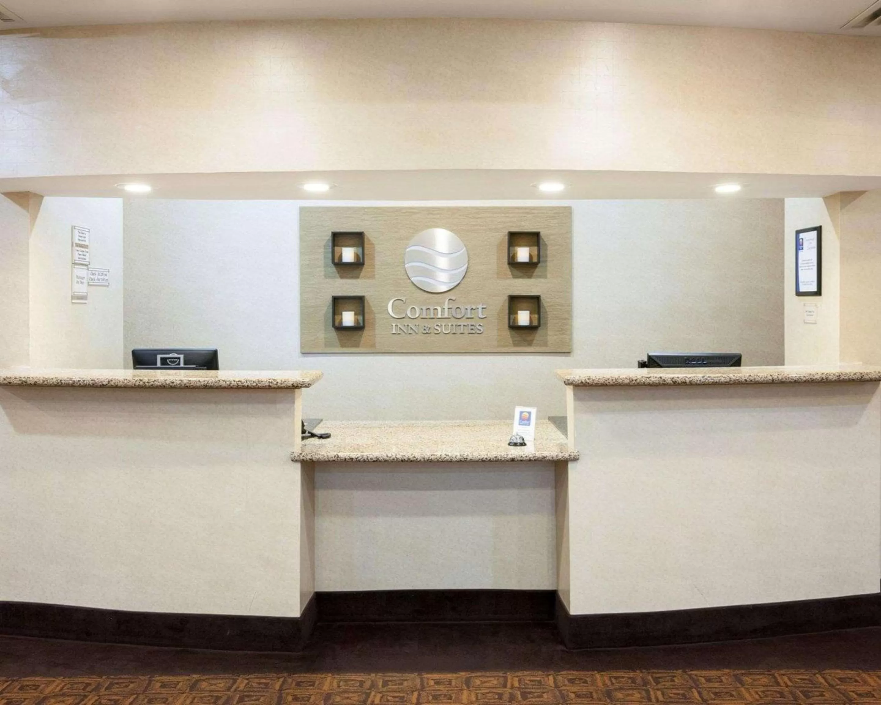 Lobby or reception in Comfort Inn & Suites Regional Medical Center