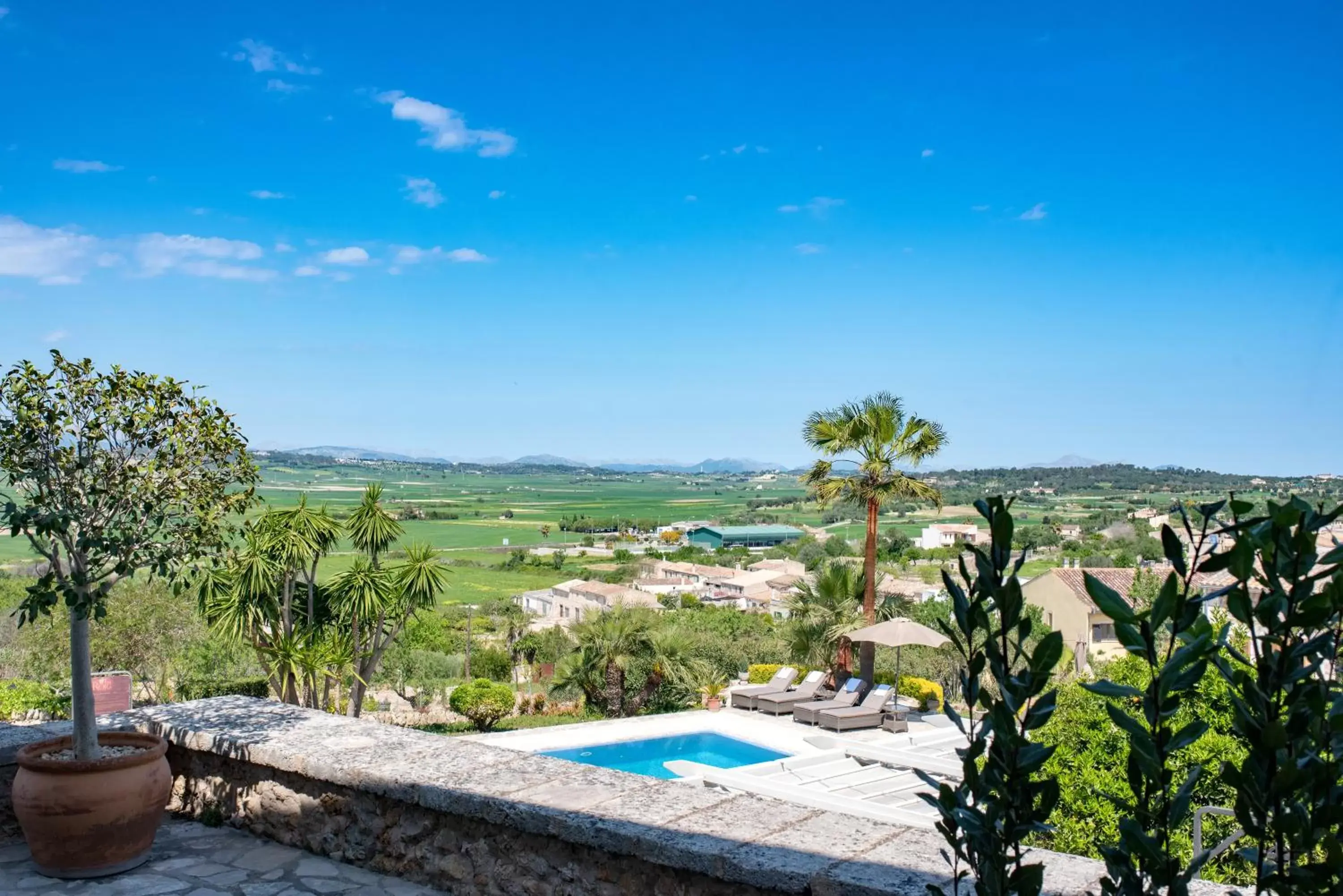 Mountain view, Pool View in Casa Font i Roig