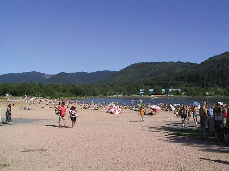 Activities, Beach in Le Jolis Bois