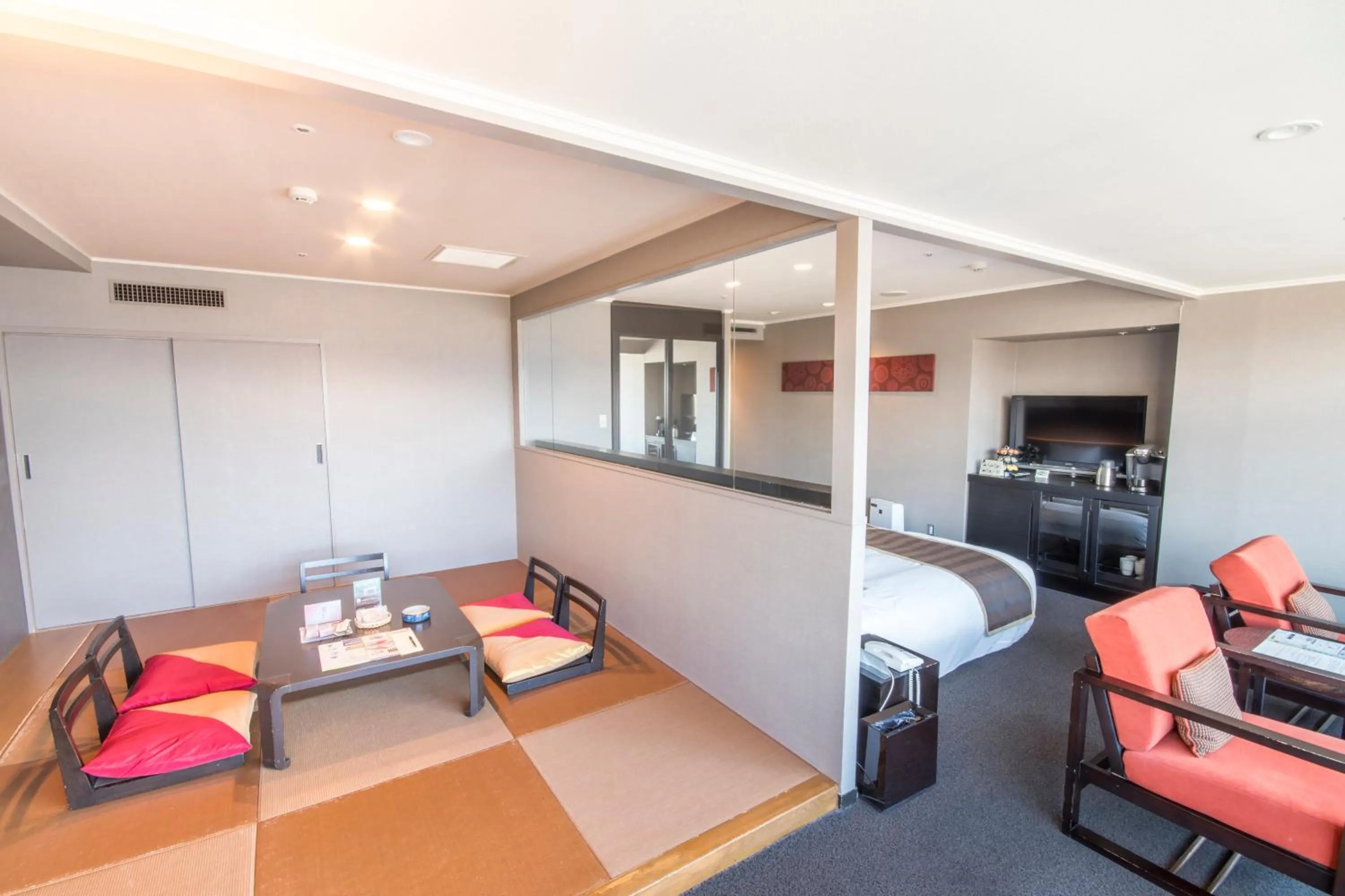 Photo of the whole room in Hotel Epinard Nasu