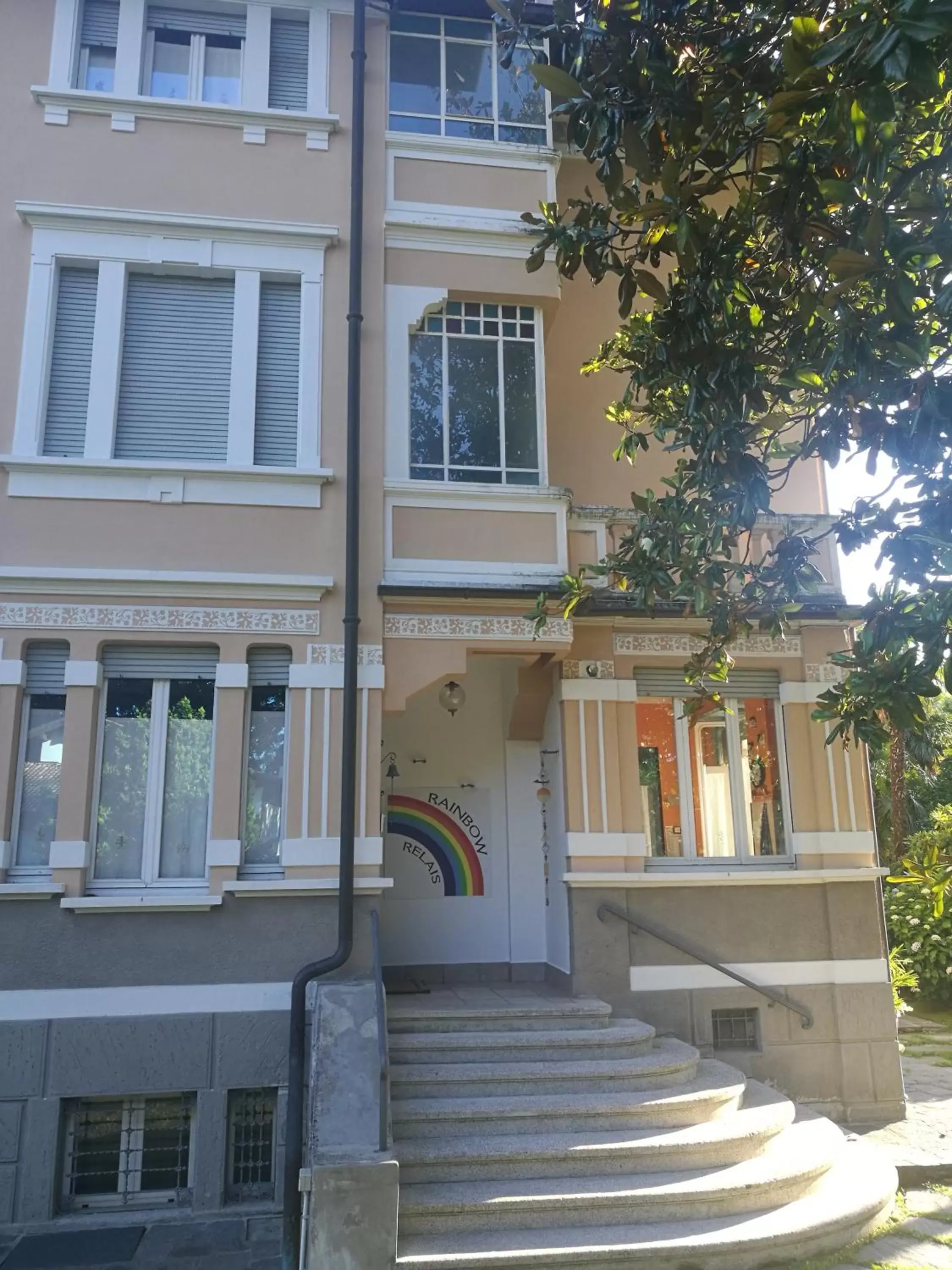 Facade/entrance, Property Building in Rainbow Relais
