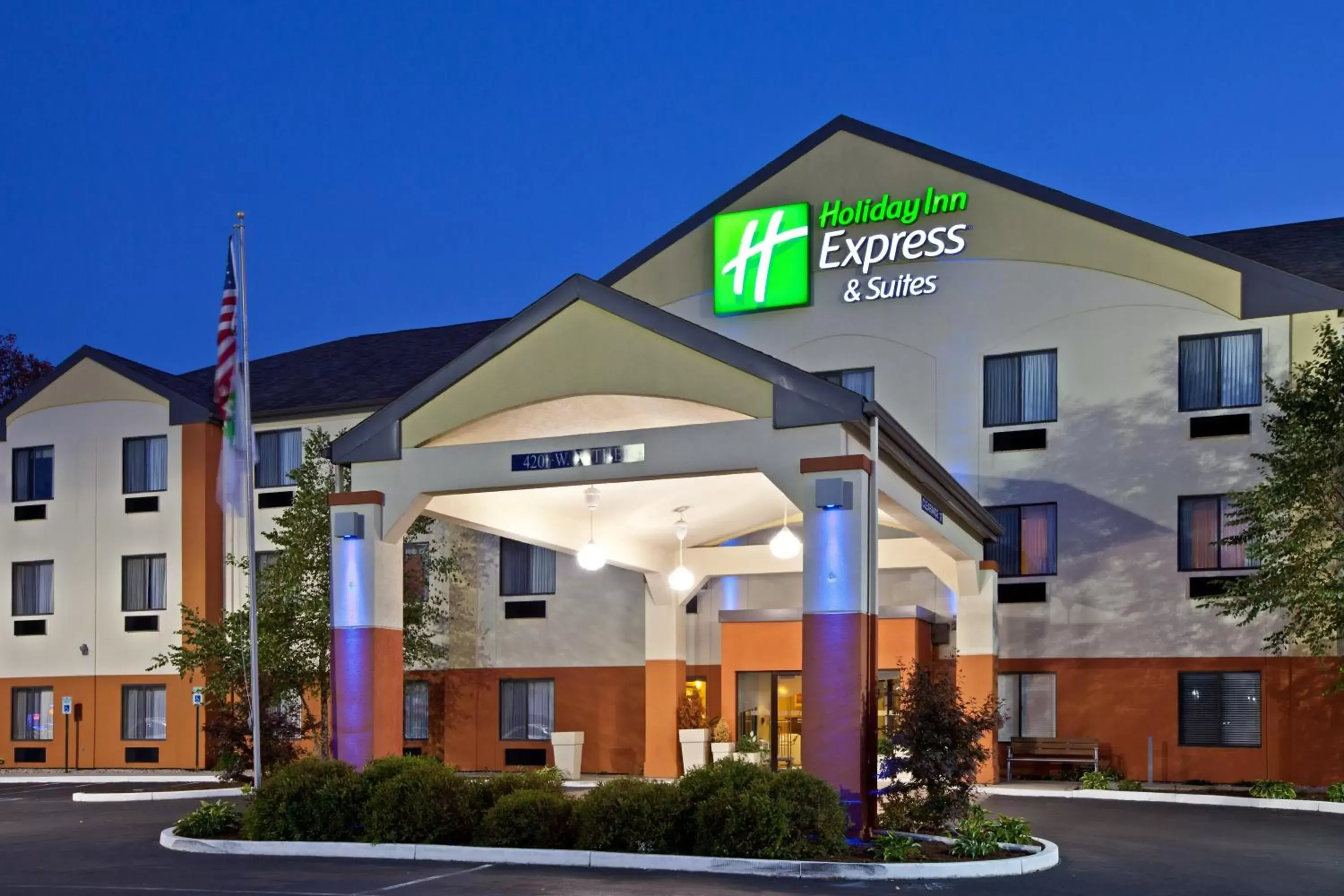Property Building in Holiday Inn Express & Suites - Muncie, an IHG Hotel