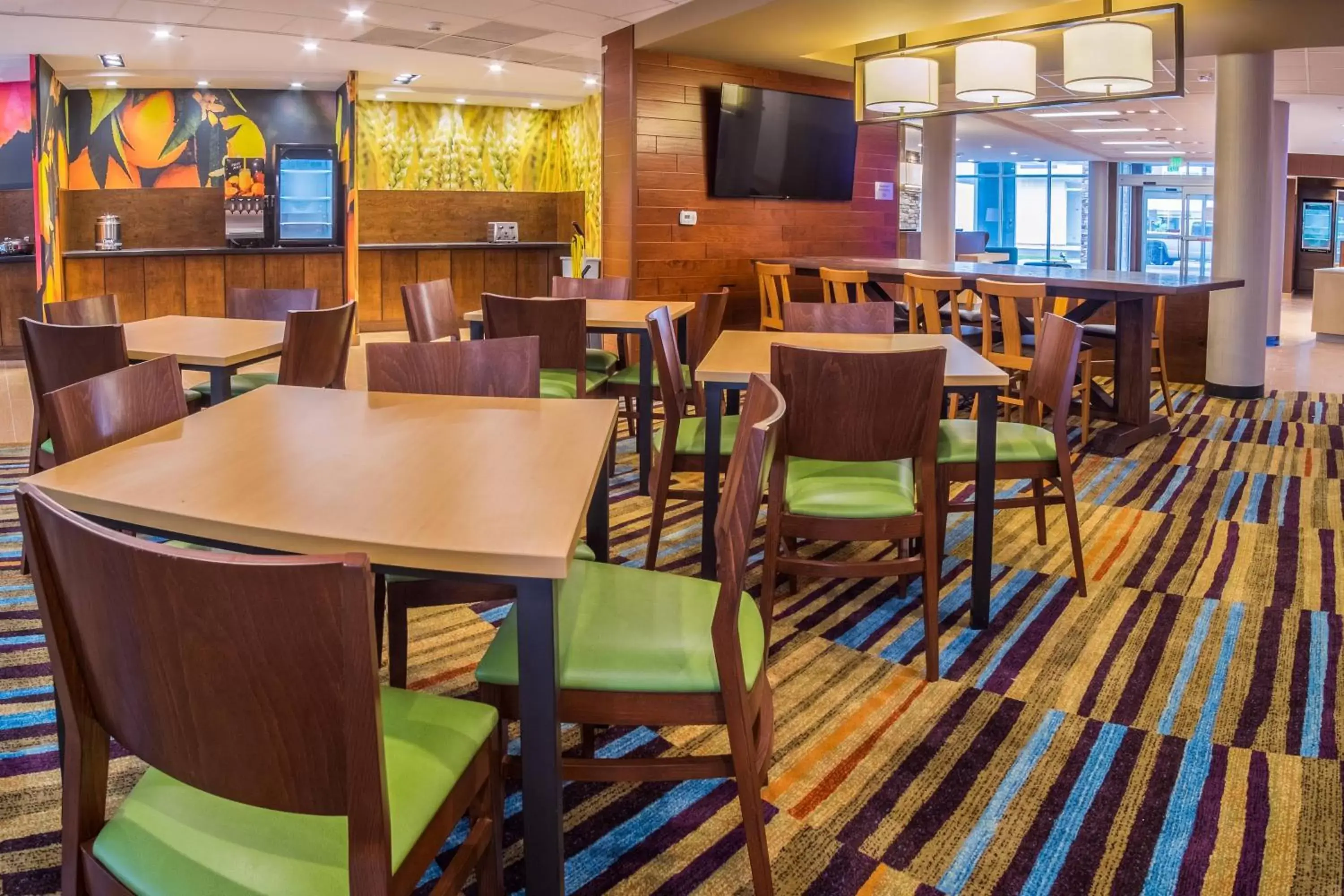 Breakfast, Restaurant/Places to Eat in Fairfield Inn & Suites by Marriott Wisconsin Dells