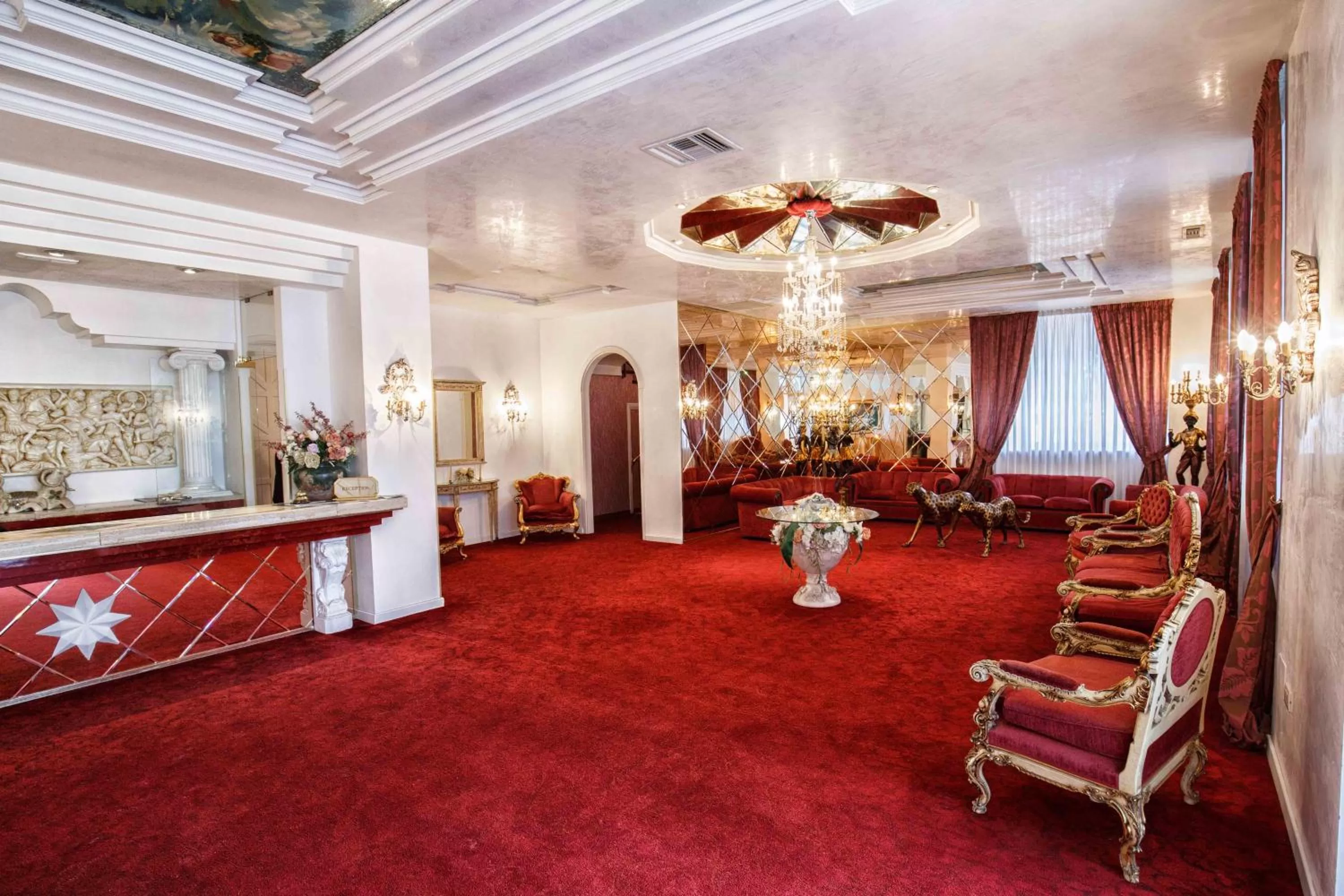 Lobby or reception in Hotel Parco dei Principi