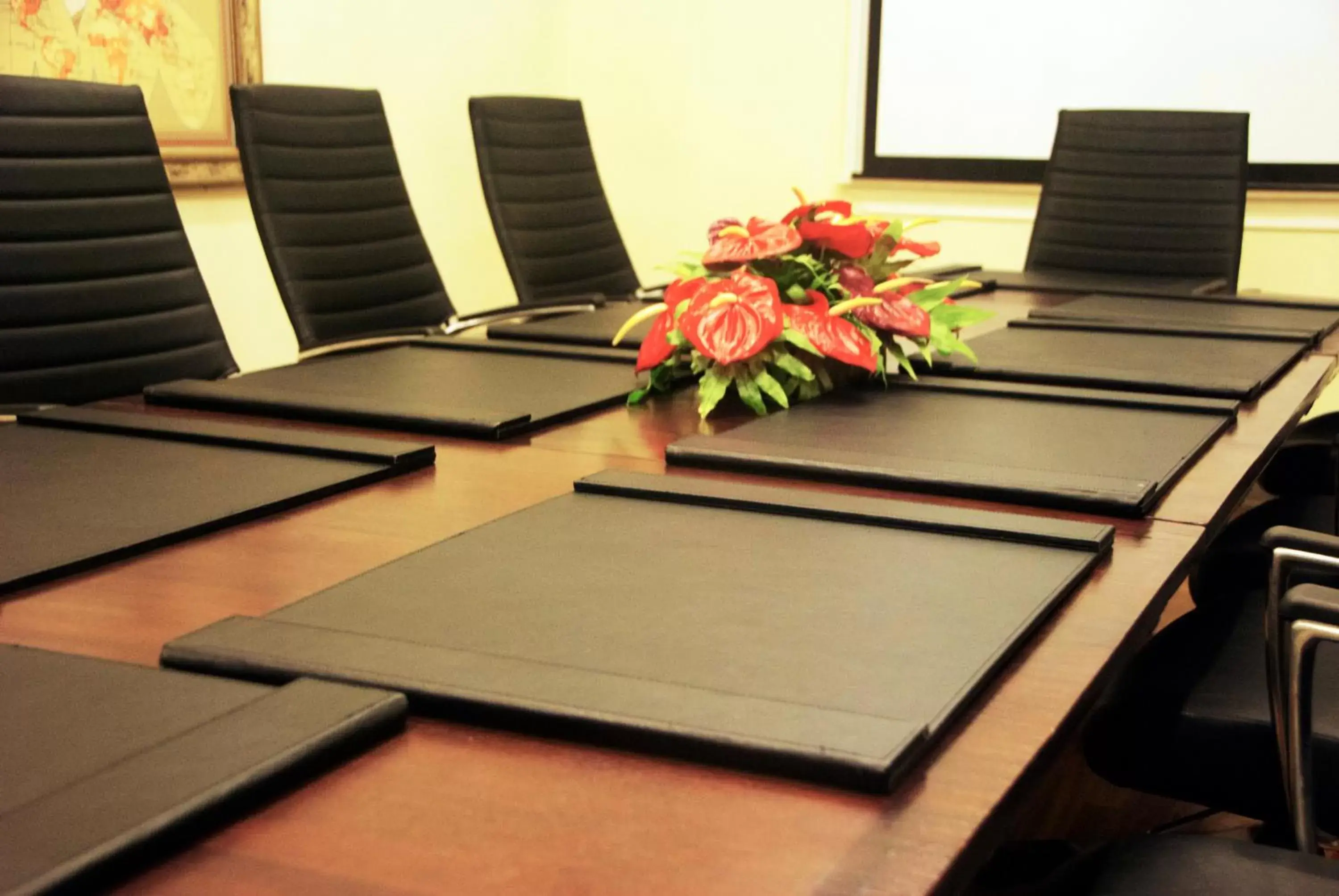 Meeting/conference room, Business Area/Conference Room in Terra Nova All Suite Hotel