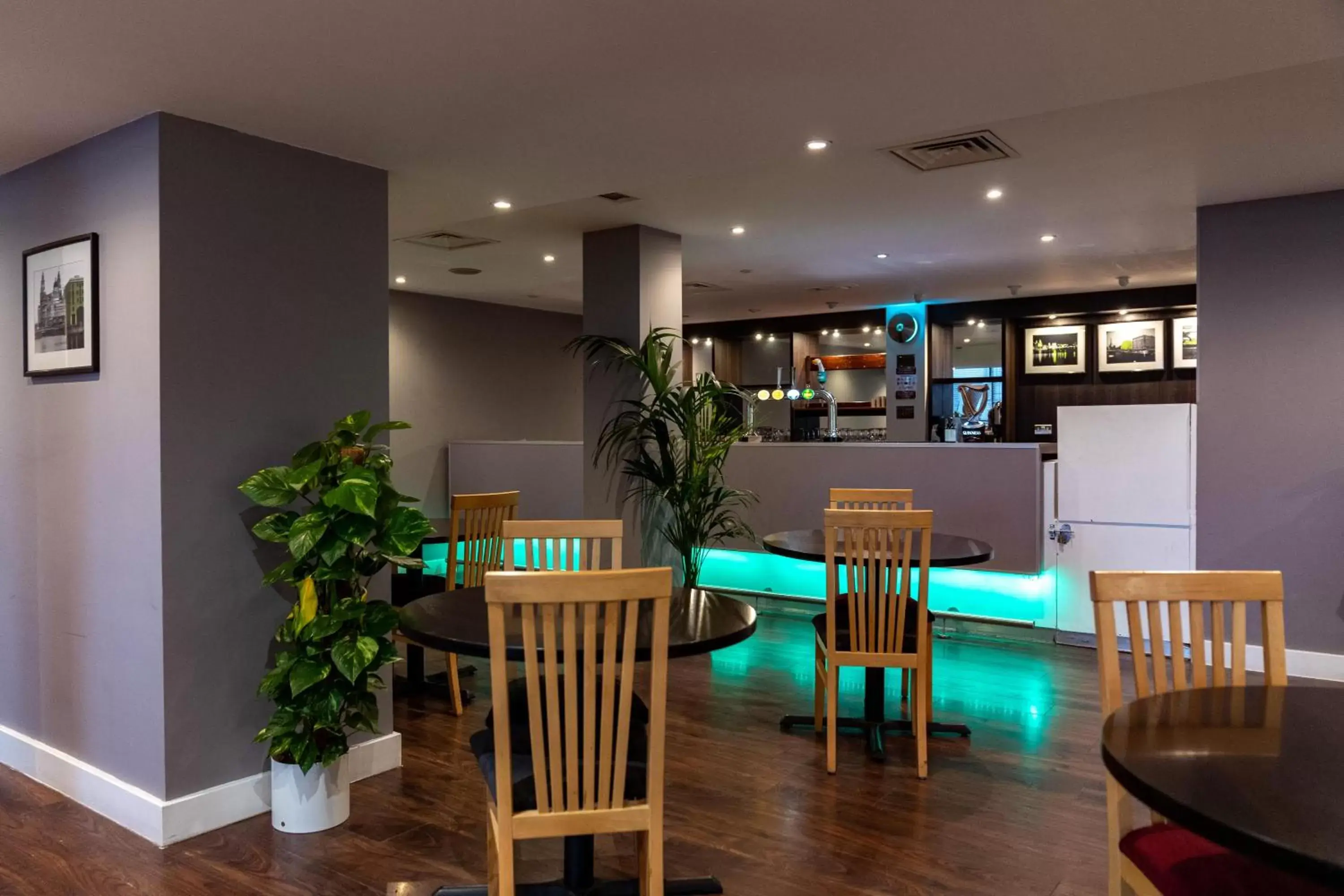 Restaurant/places to eat in Heeton Concept Hotel - City Centre Liverpool