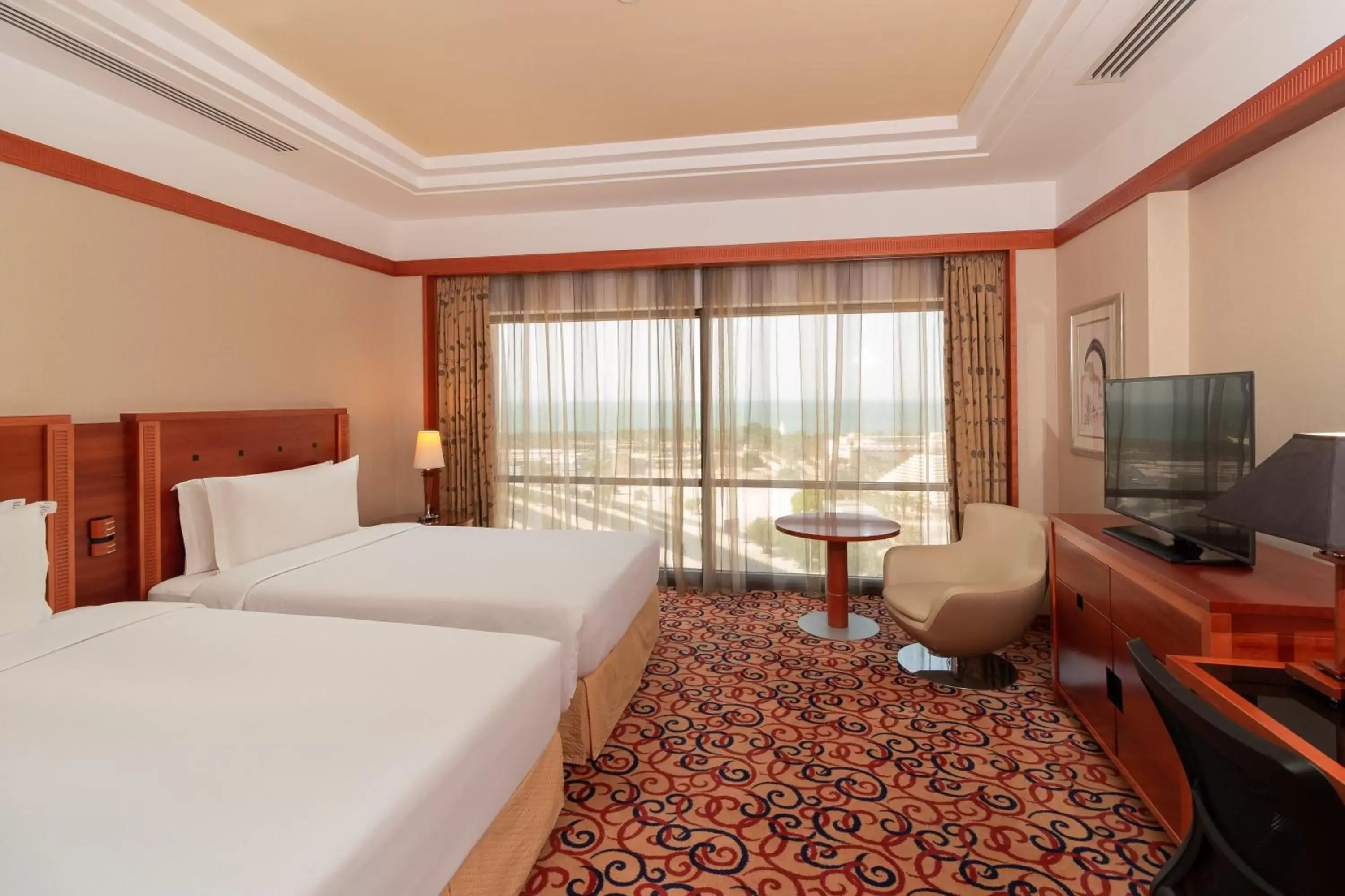 Photo of the whole room, Bed in Holiday Inn Kuwait, an IHG Hotel