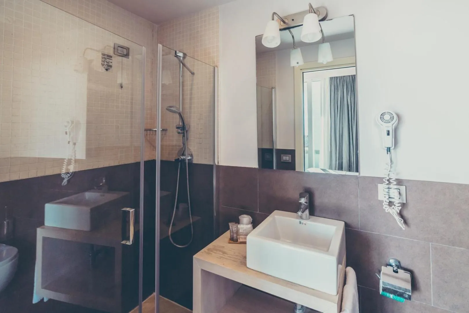 Bathroom in Il Piccolo Giardino GH ***Superior