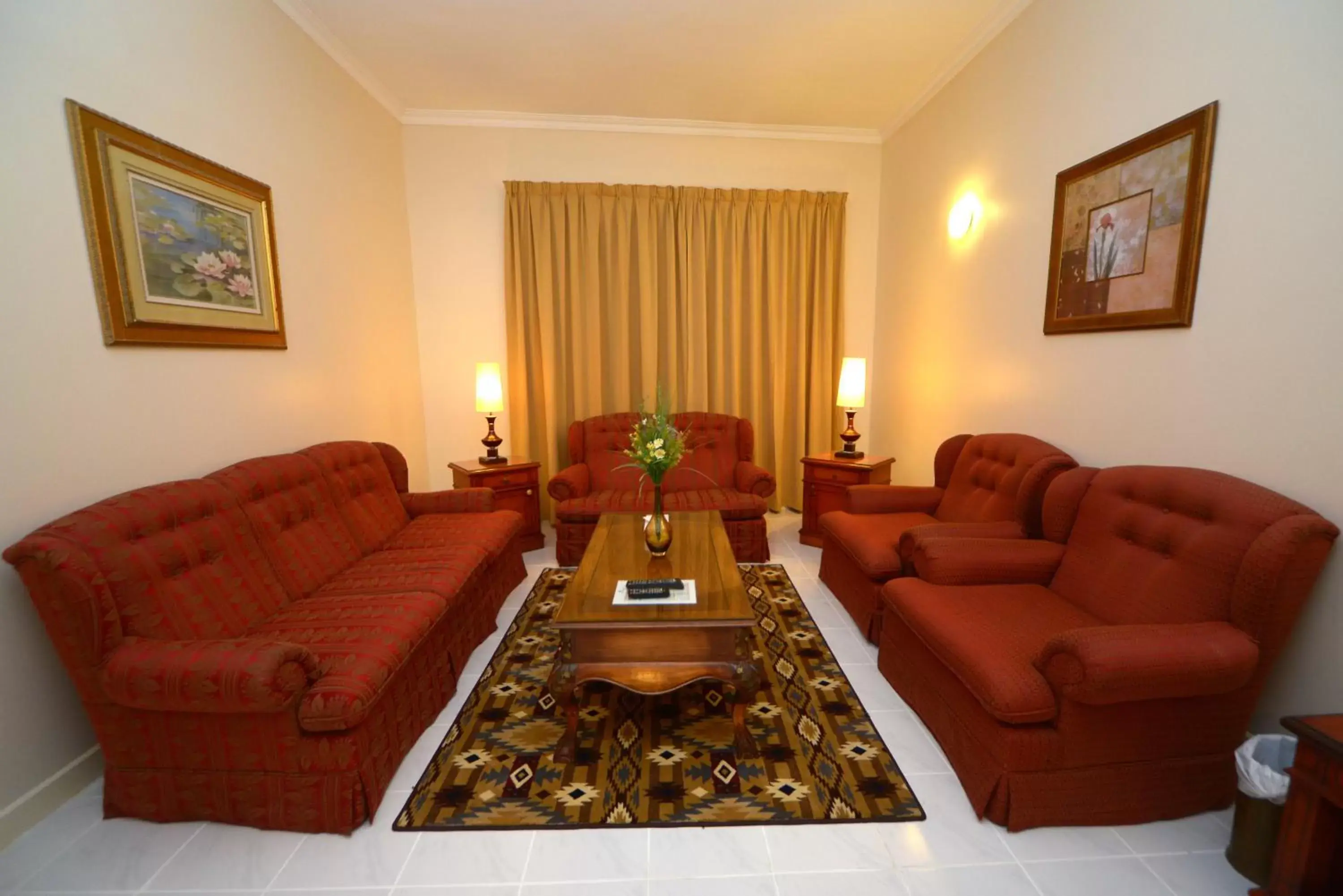 Living room, Seating Area in Nejoum Al Emarat