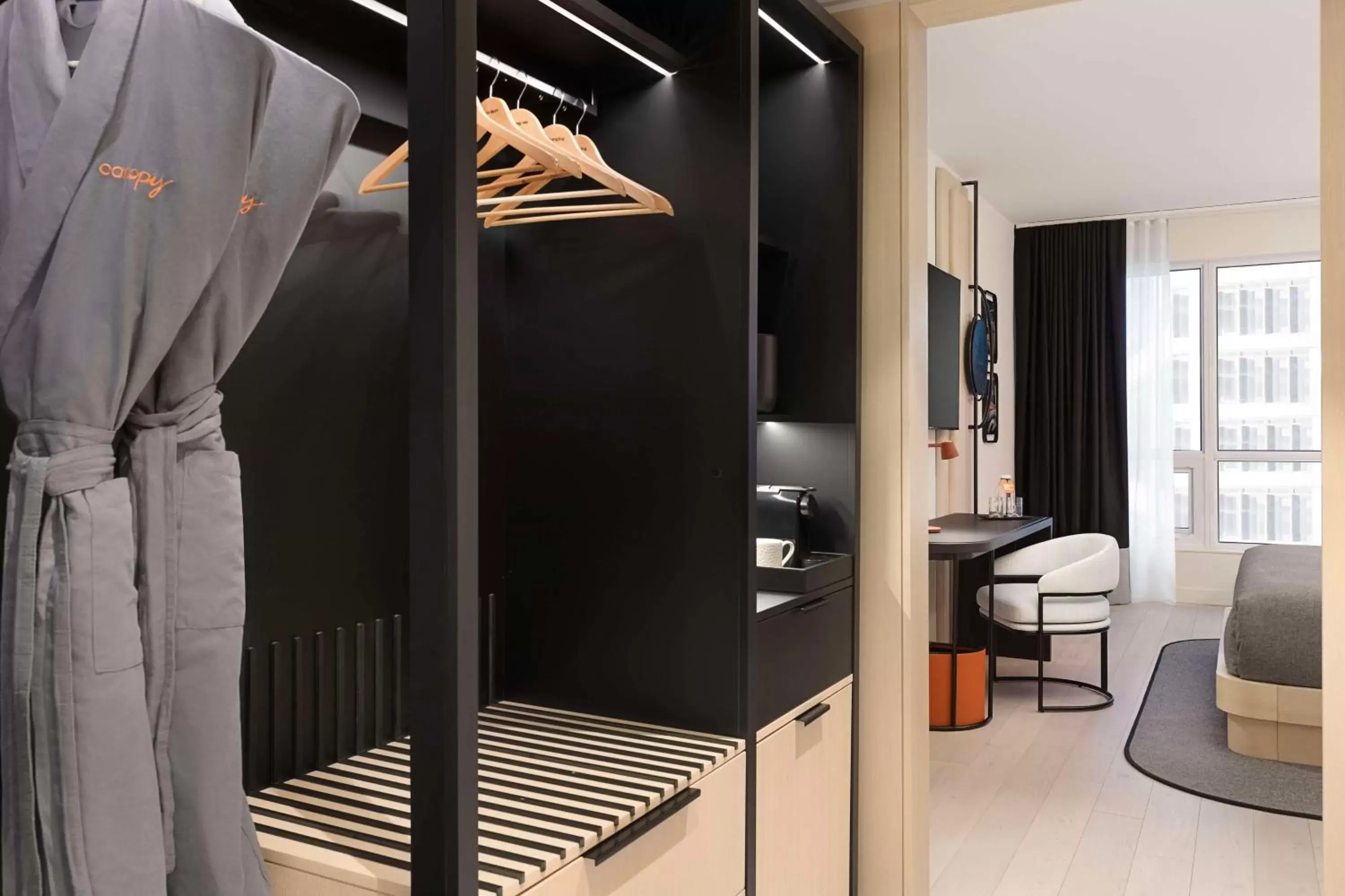 Bedroom, Bathroom in Canopy By Hilton Toronto Yorkville