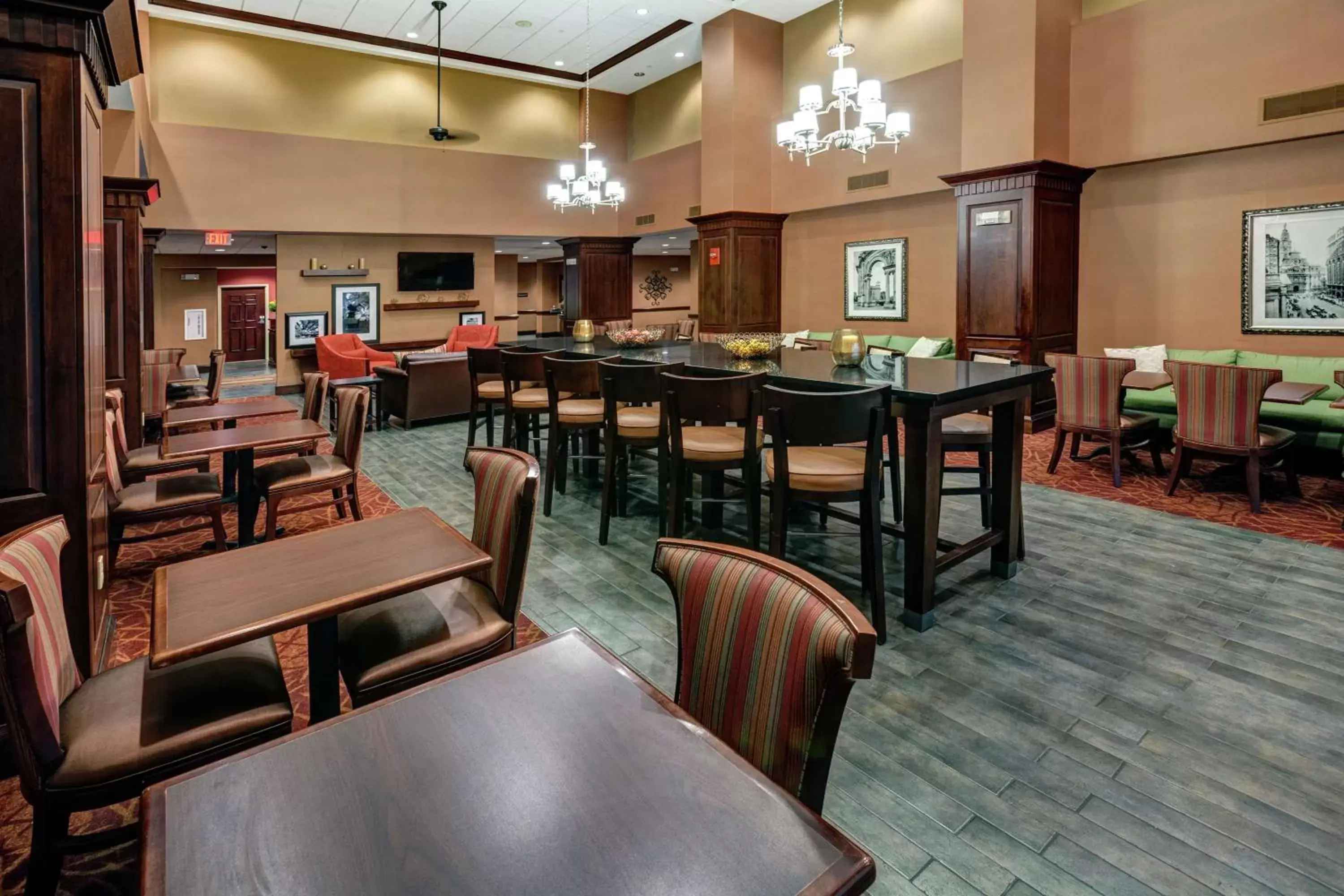 Lobby or reception, Restaurant/Places to Eat in Hampton Inn & Suites Chadds Ford