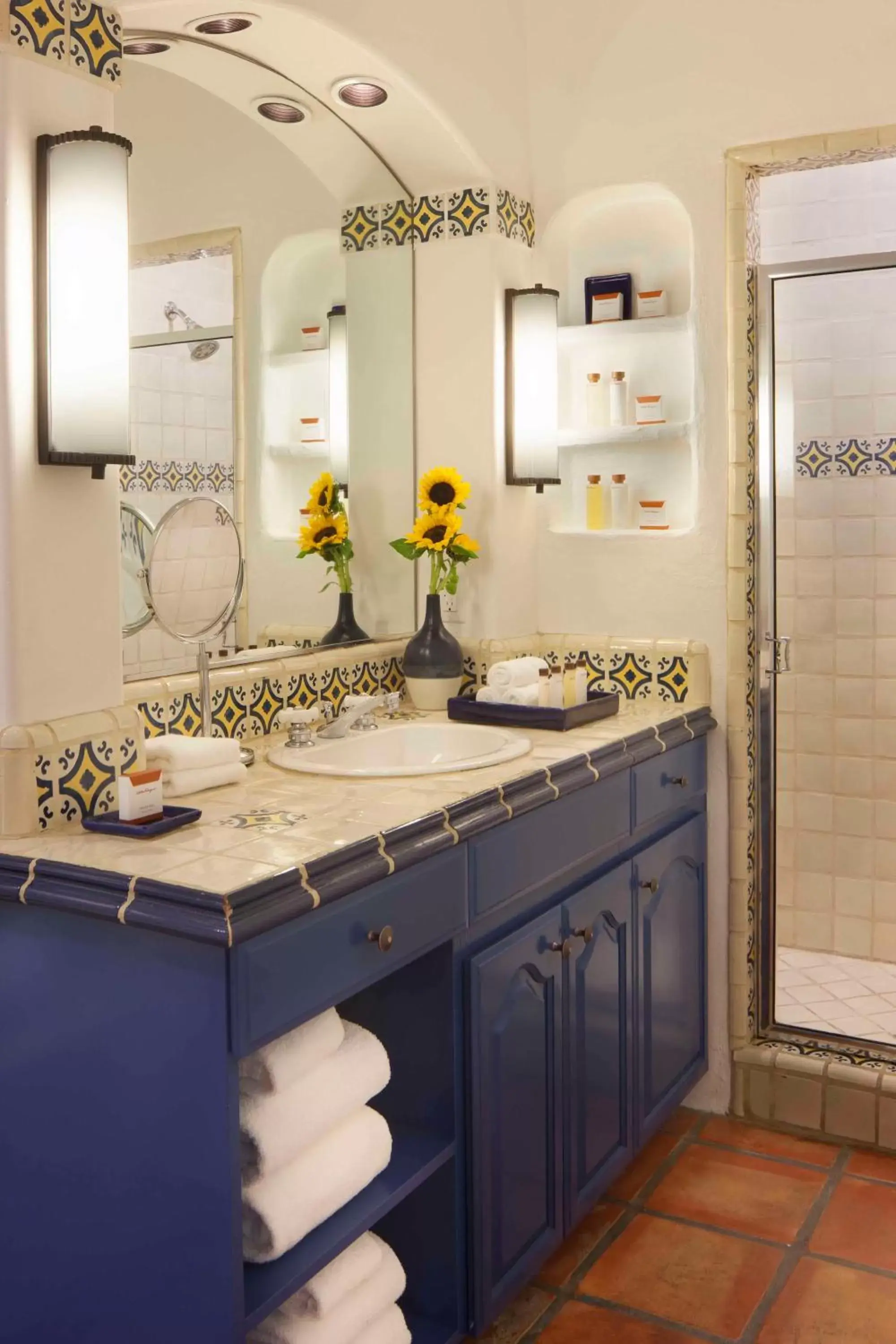 Bathroom in La Quinta Resort & Club, Curio Collection