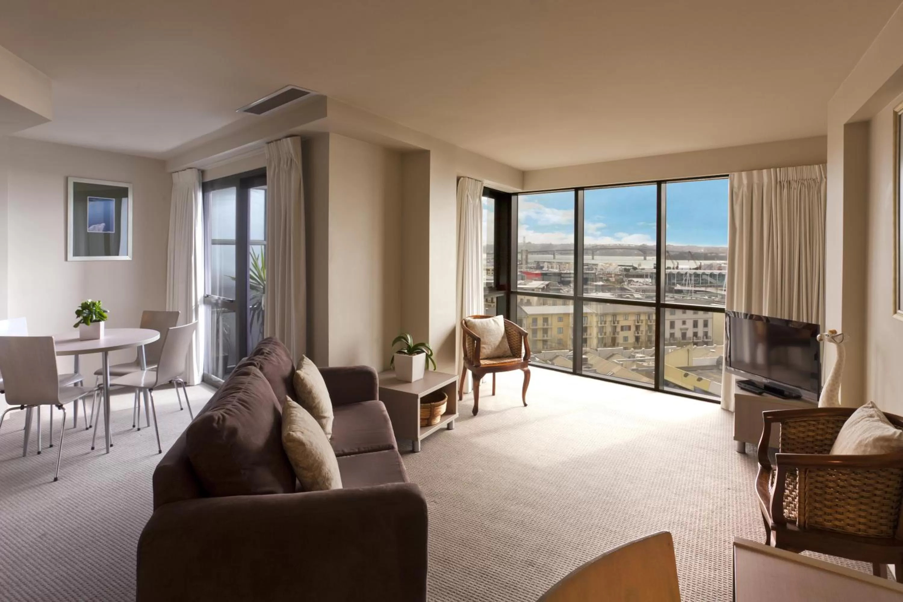 Living room, Bed in The Chancellor on Hobson