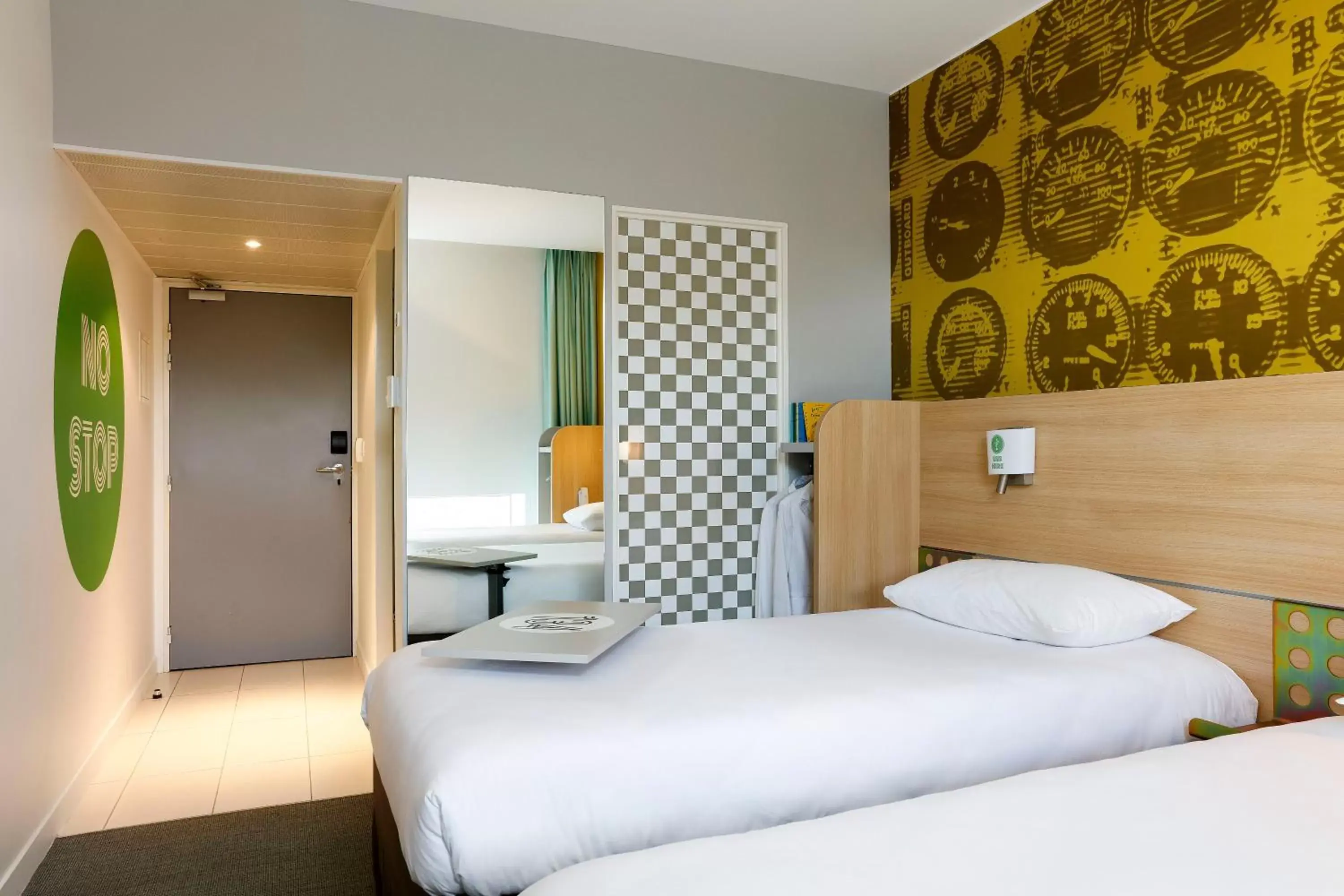 Bedroom, Bed in ibis Styles Le Mans Sud Mulsanne