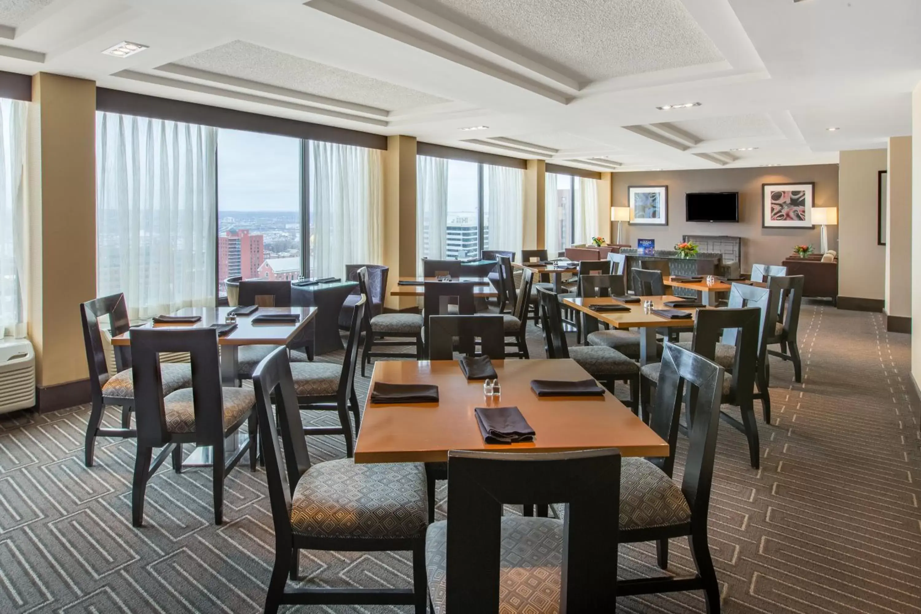Other, Restaurant/Places to Eat in Crowne Plaza Kansas City Downtown, an IHG Hotel
