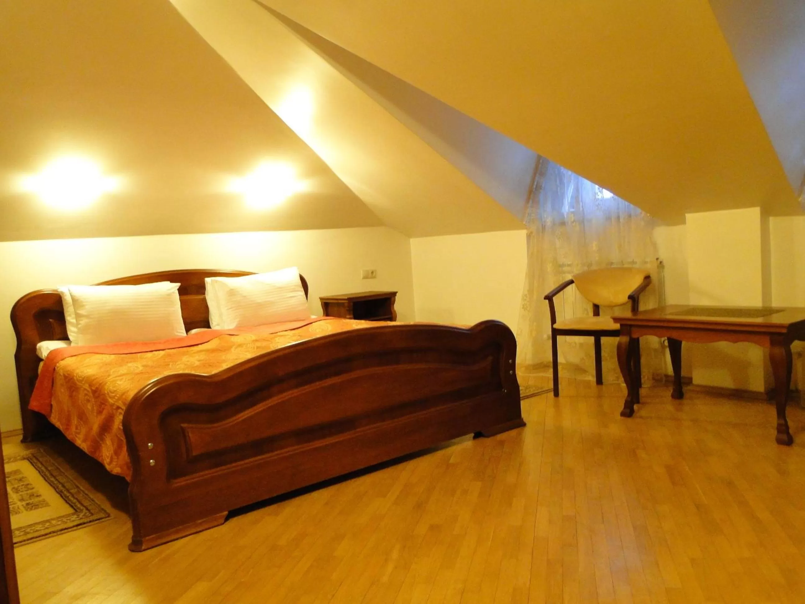 Family Room in Red Stone