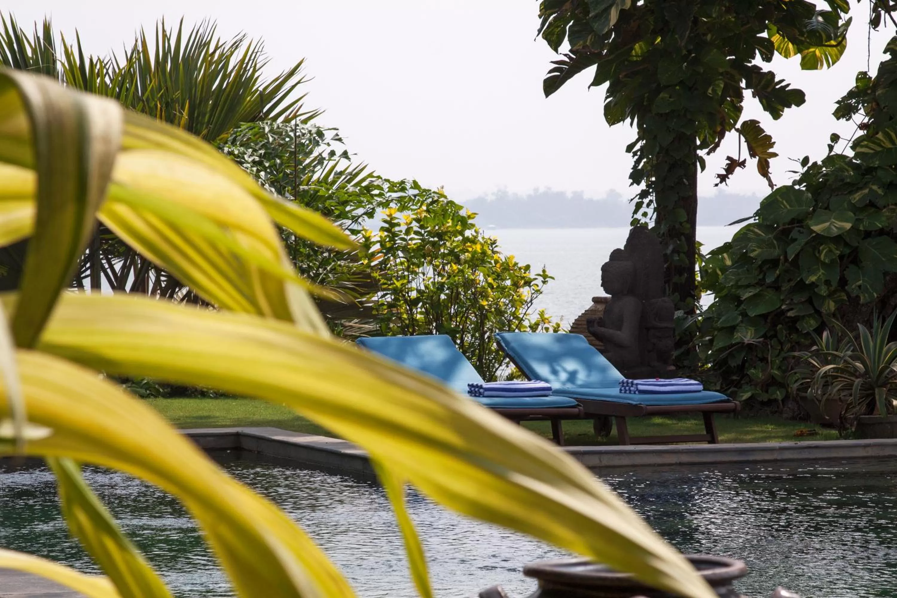 Swimming pool in Ahilya By The Sea