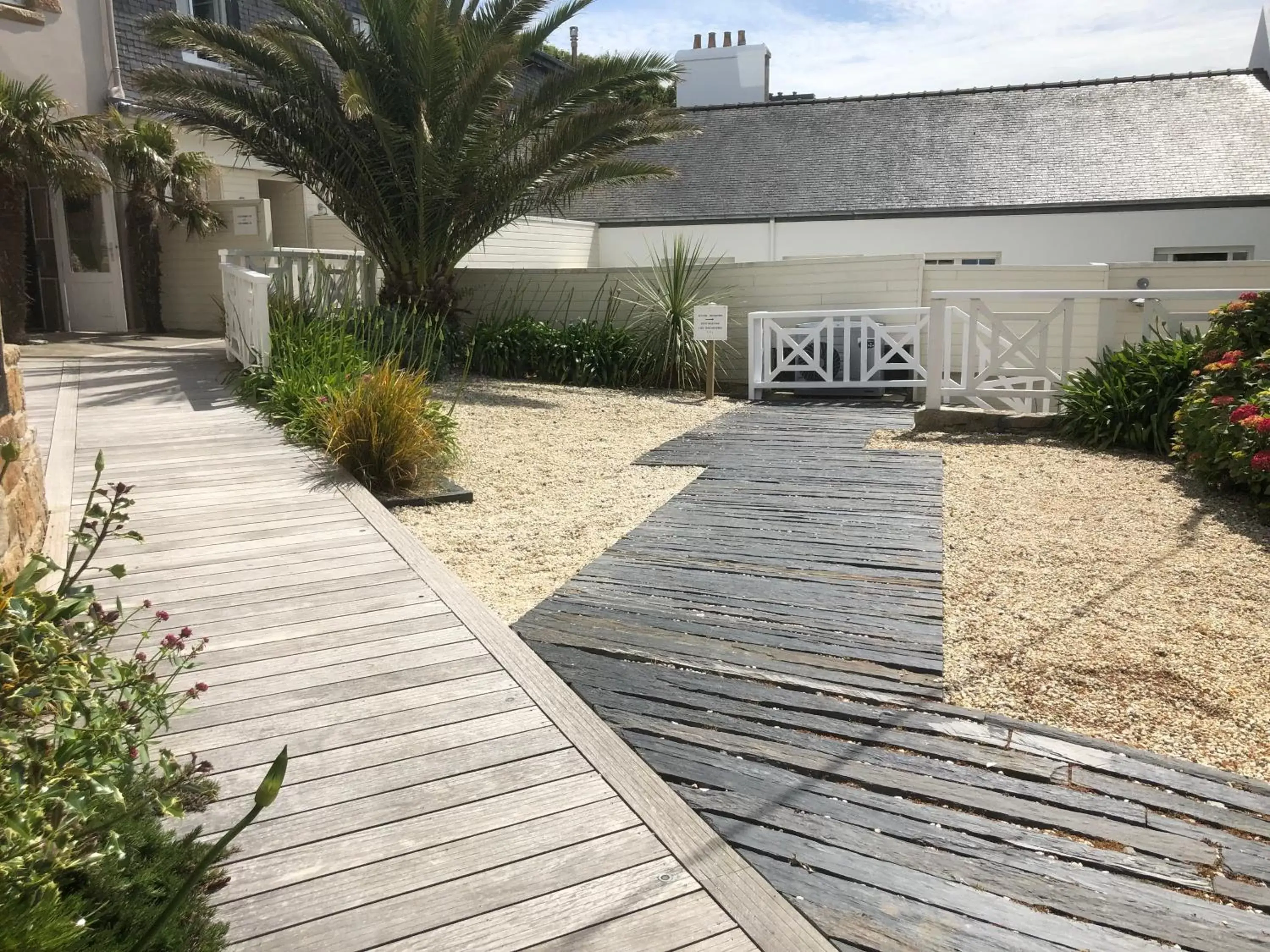 Property Building in Baie des Anges