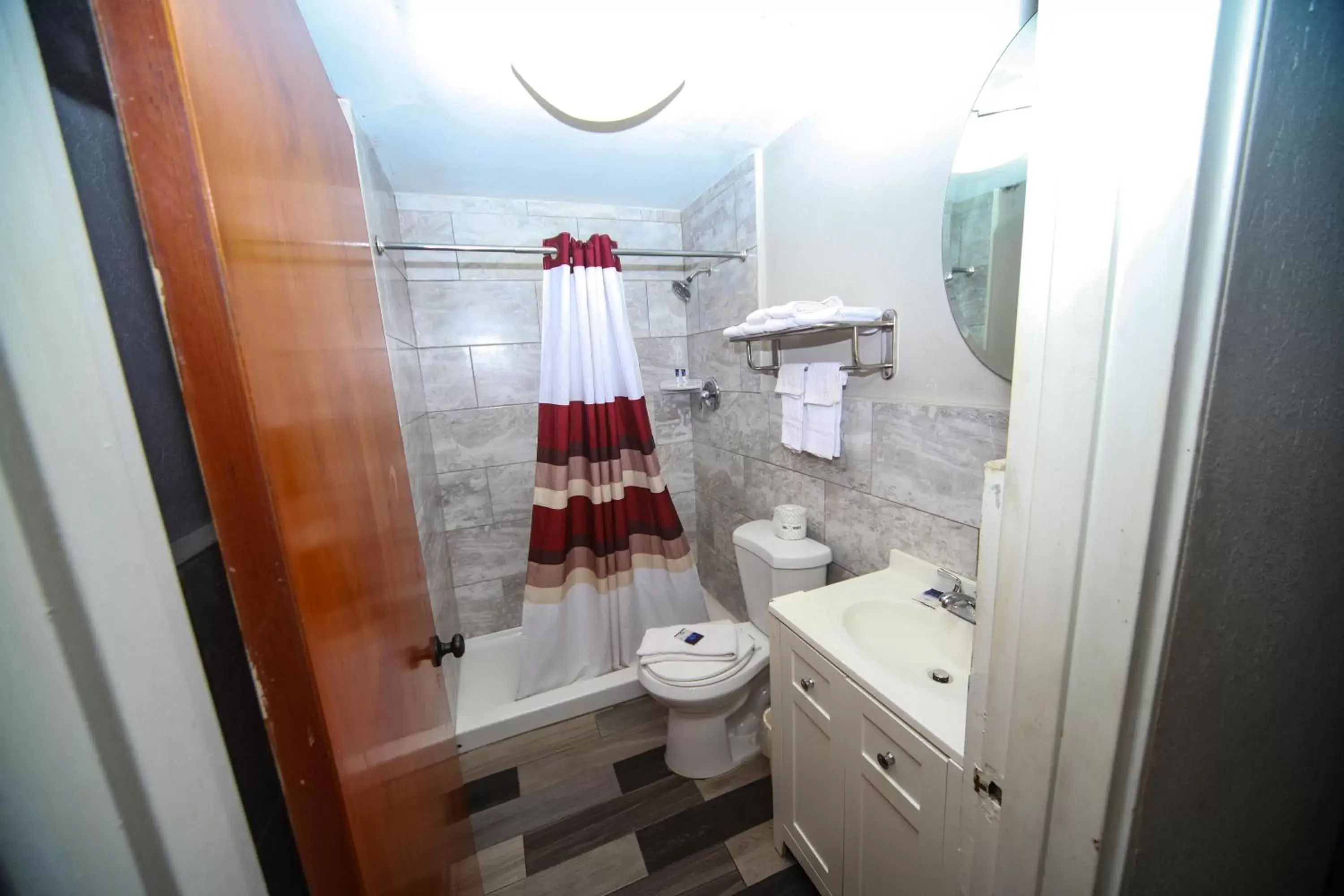 Bathroom in Relax Inn-Bradford