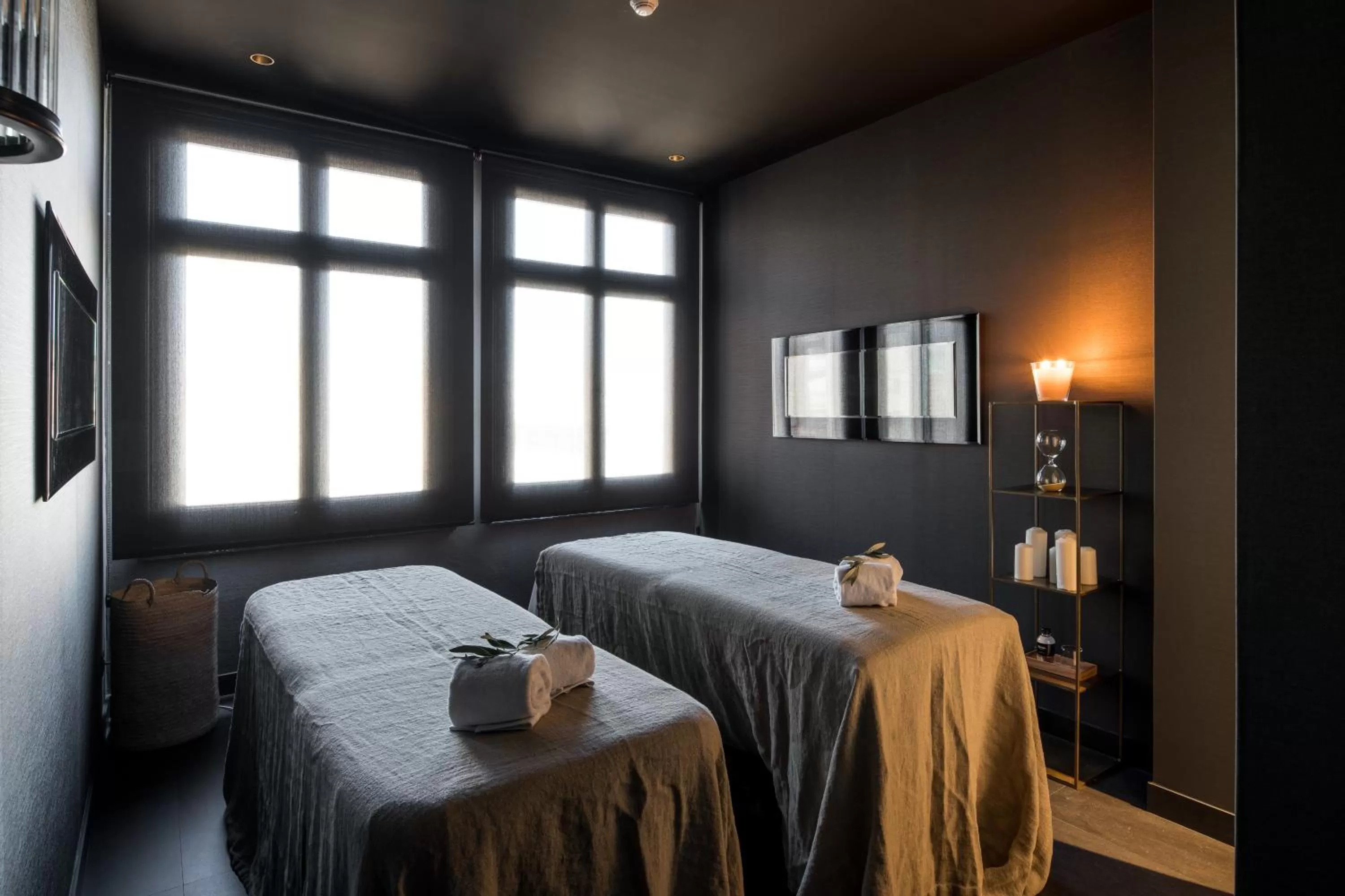 Massage, Bed in Grand Hotel Central, Small Luxury Hotels