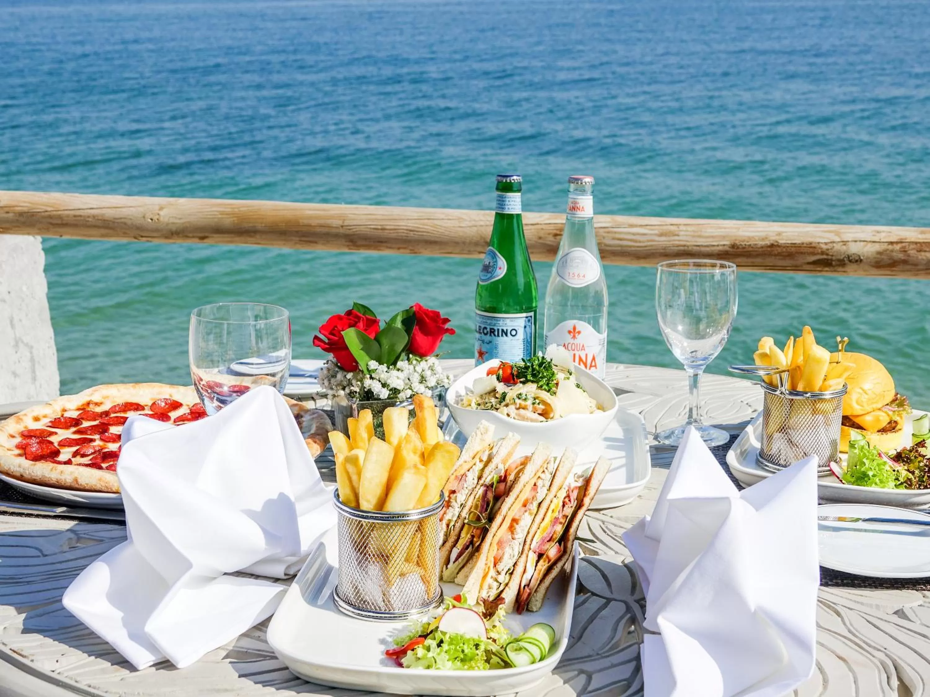 Garden in Al Kout Beach Hotel