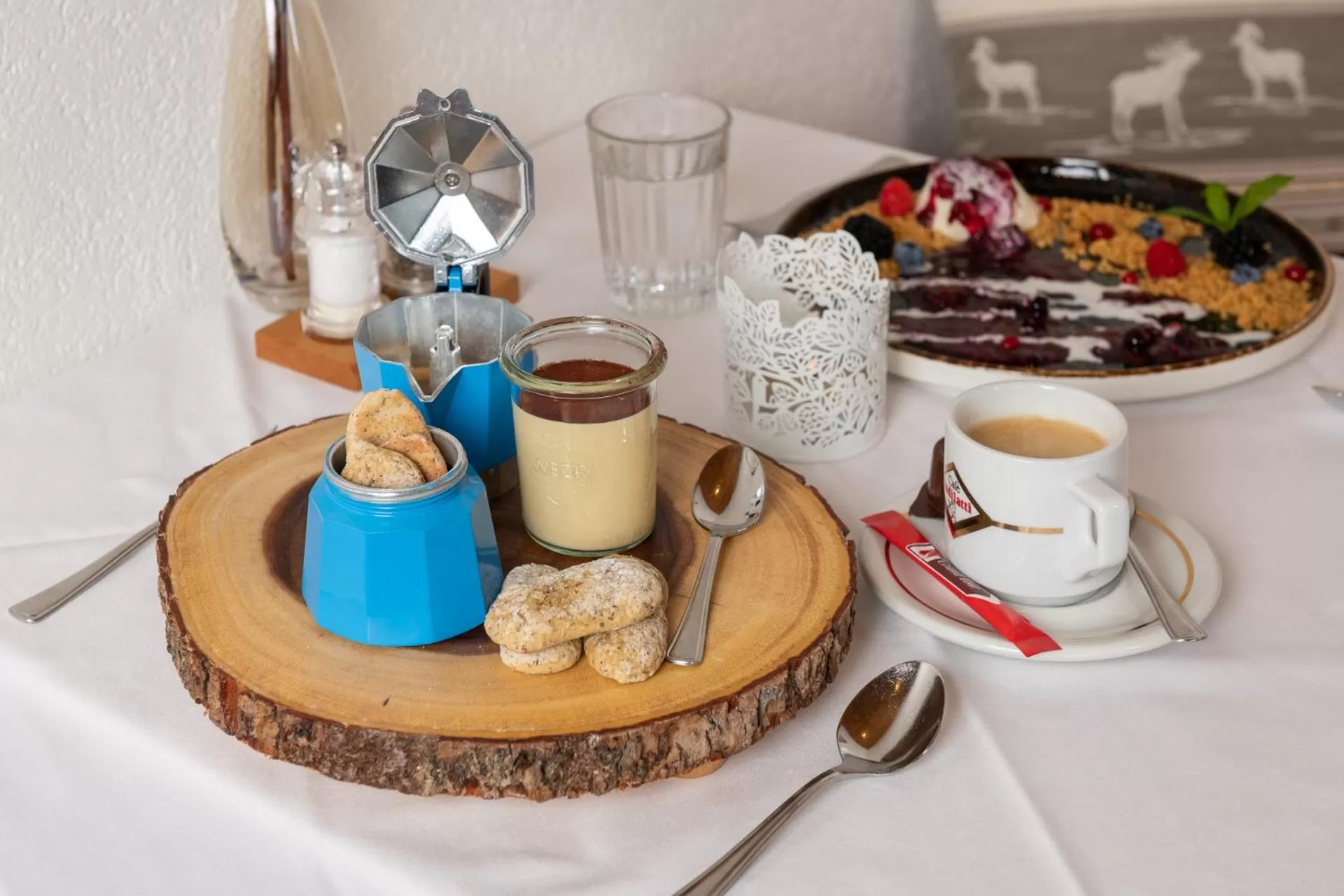 Restaurant/places to eat in Berghotel Randolins