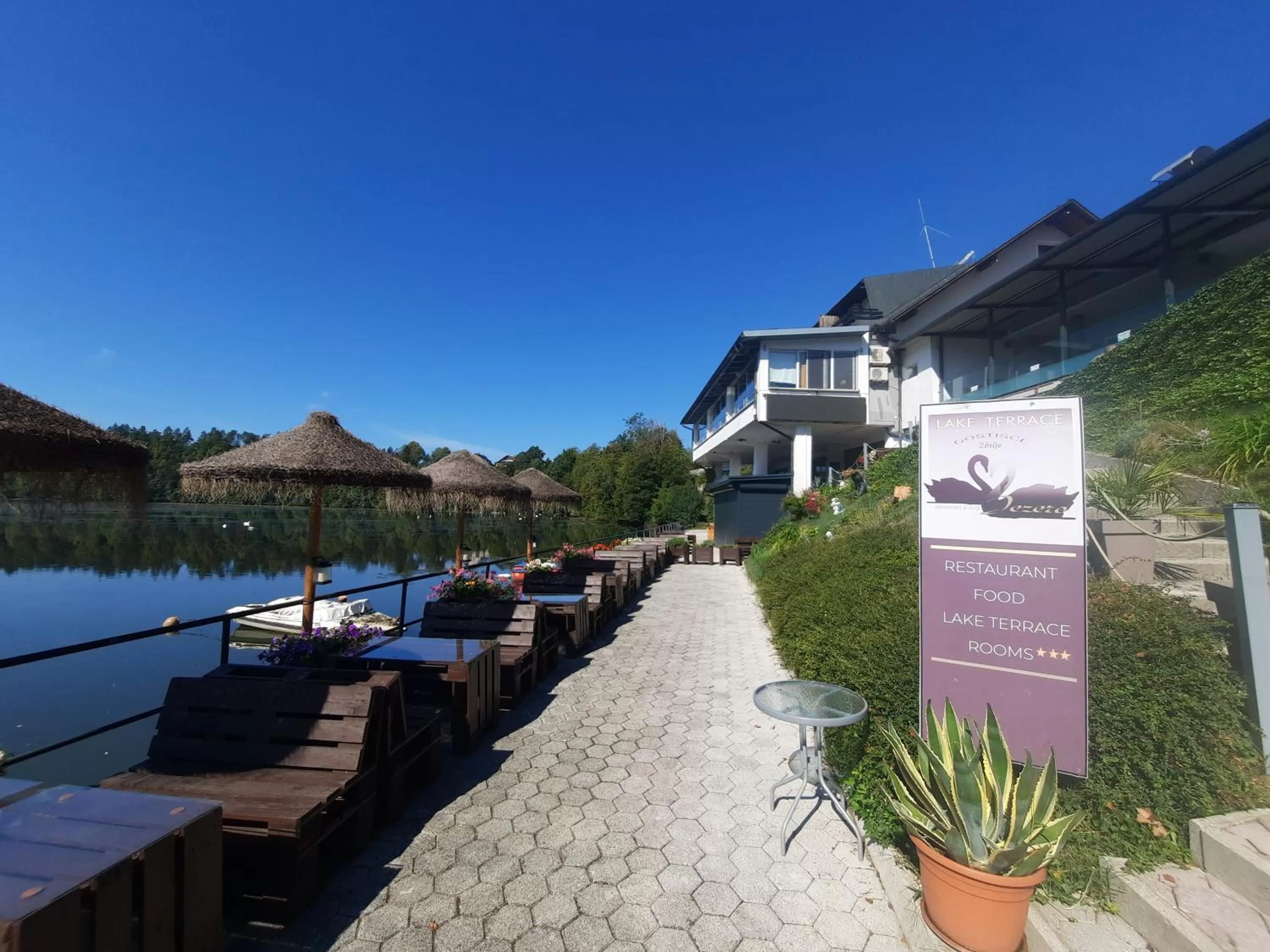 Property building in Gostisce Jezero
