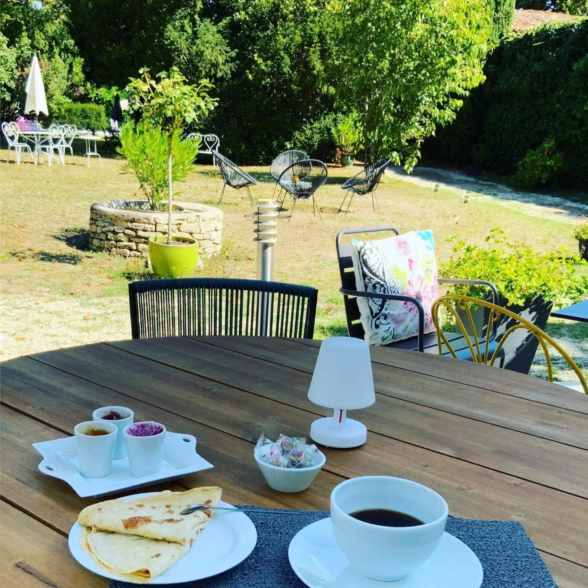 Breakfast in H de Surgères