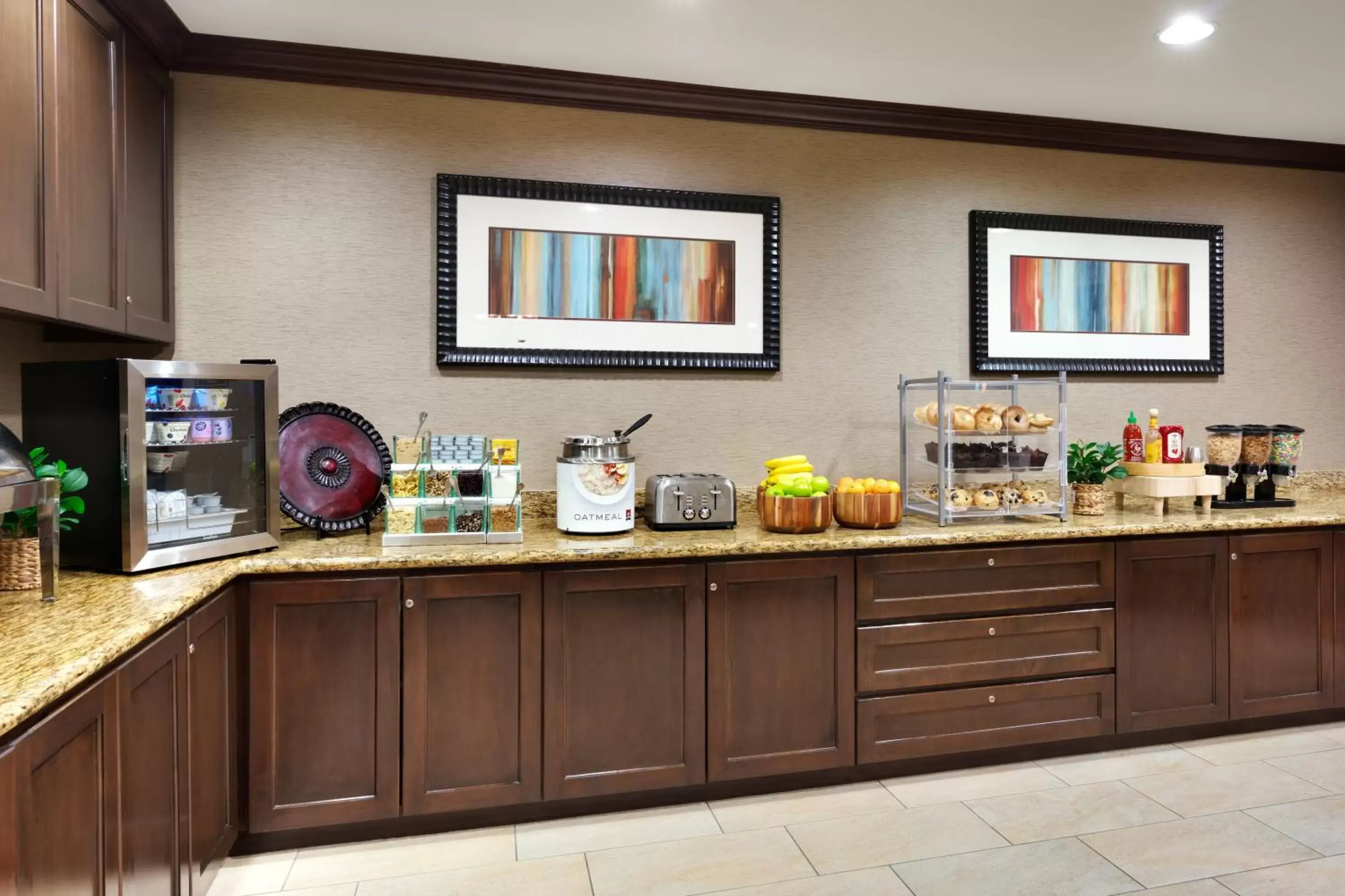 Buffet breakfast in Residence Inn by Marriott Houston I-10 West/Park Row