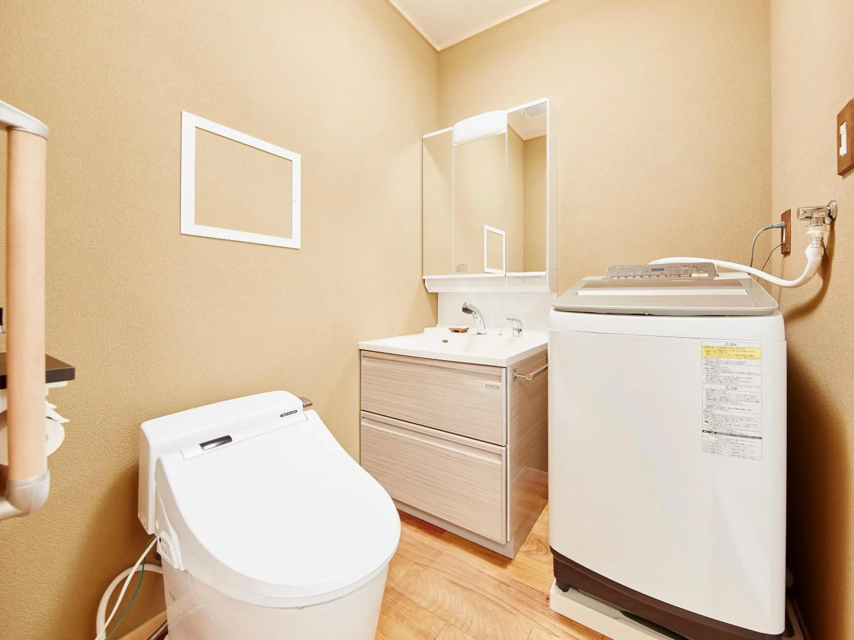 Sunrise Suites Sunrise Suites