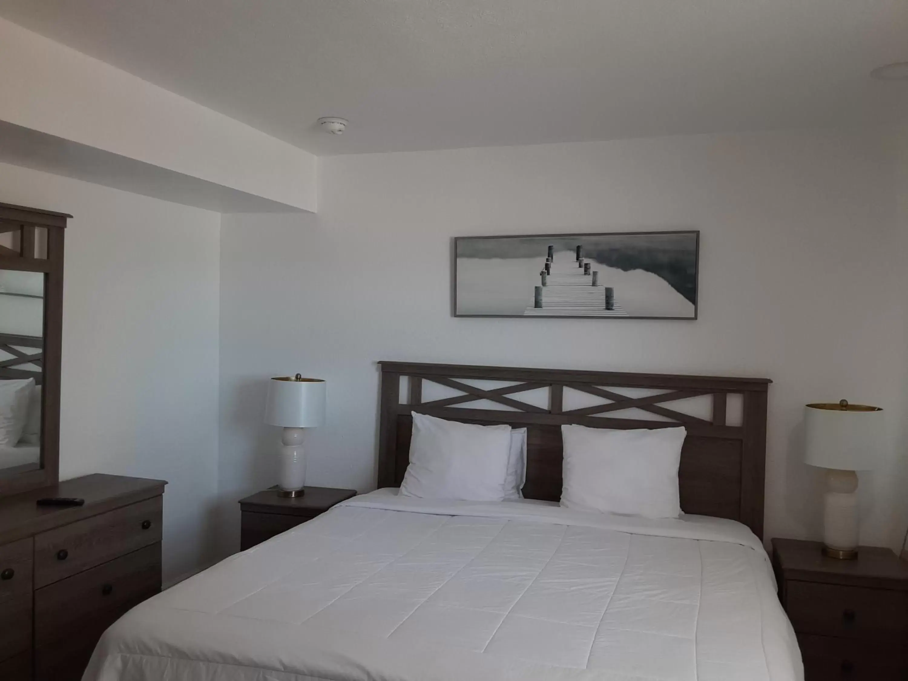 Bed in Sandalwood Beach Resort