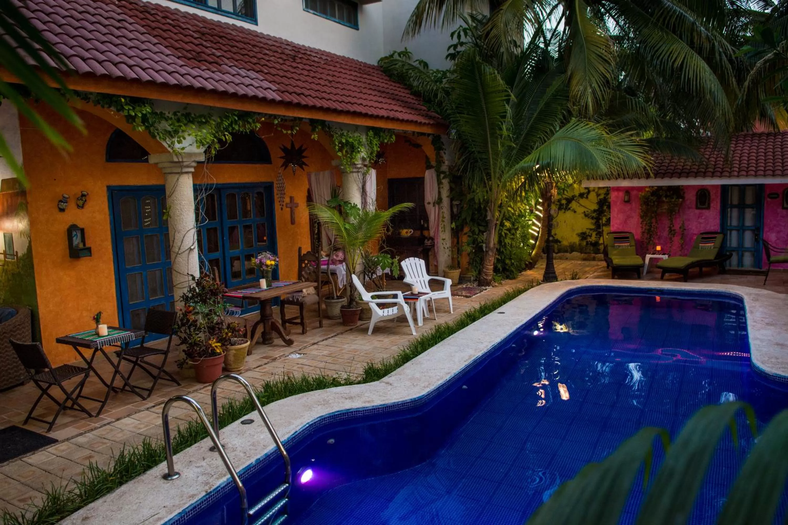 Patio in Hacienda Boutique B&B and Spa Solo Adultos