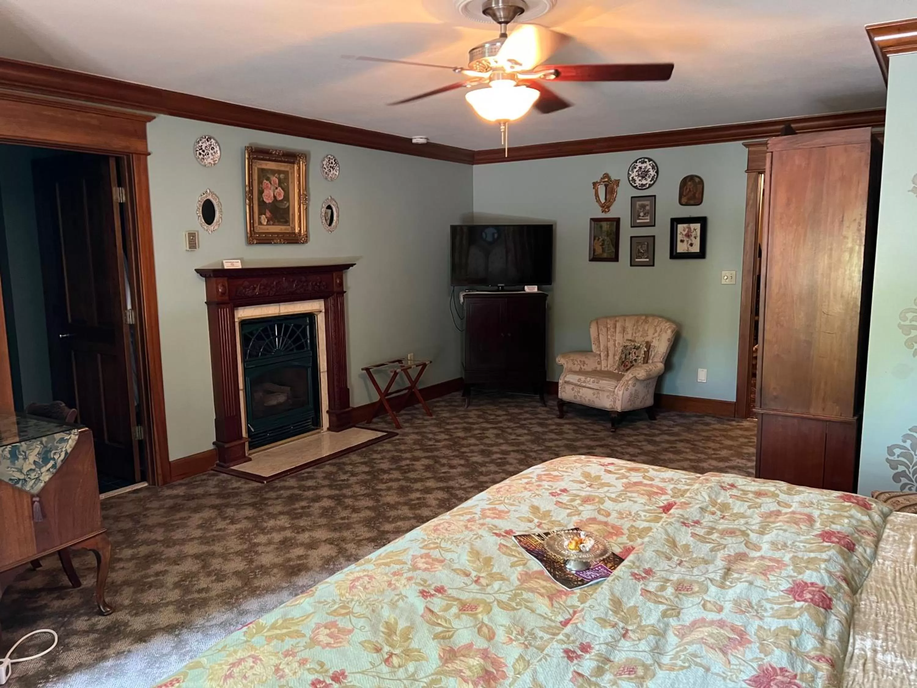 Bed in Angel at Rose Hall