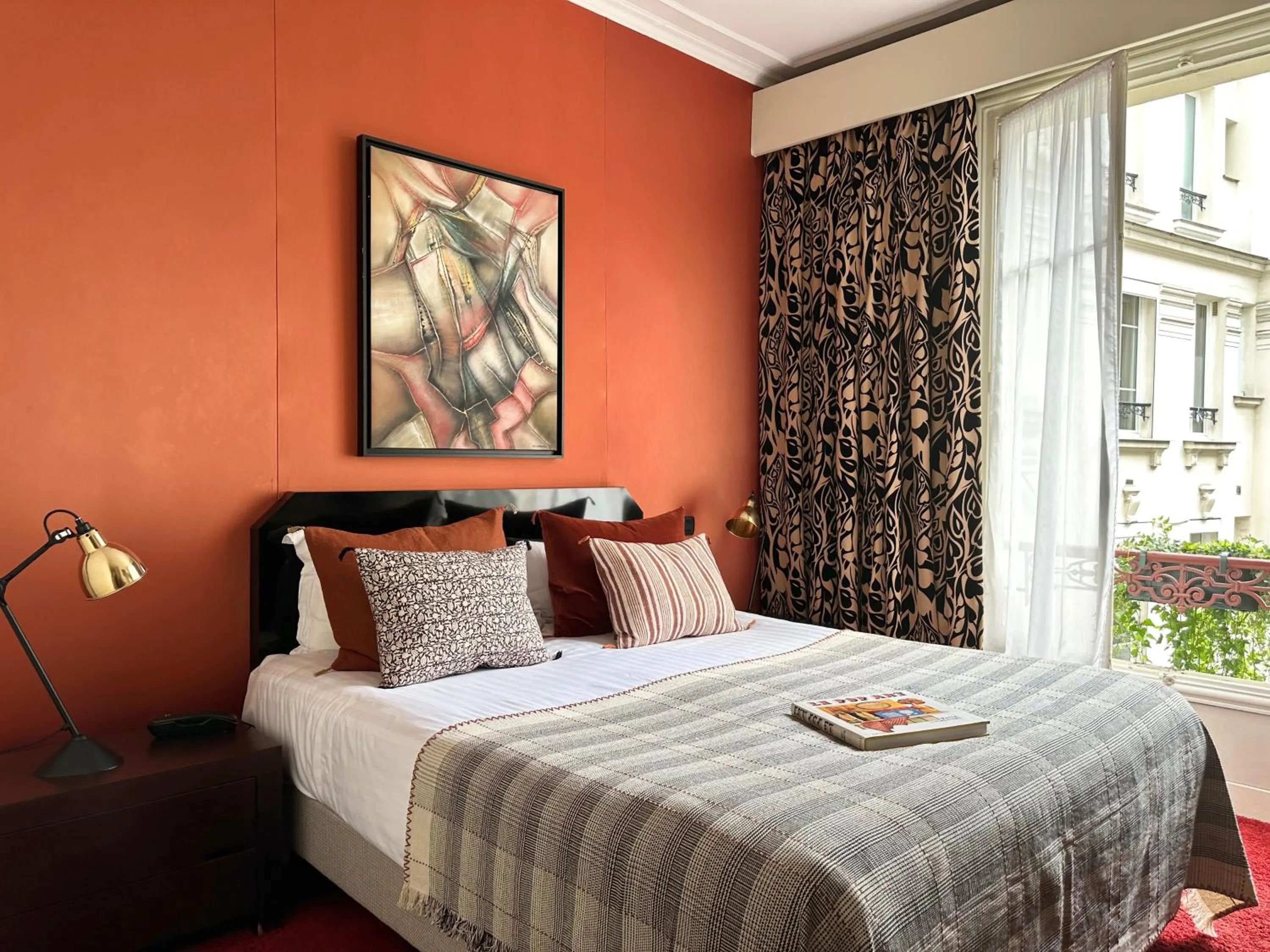 Bed in Beausejour Ranelagh