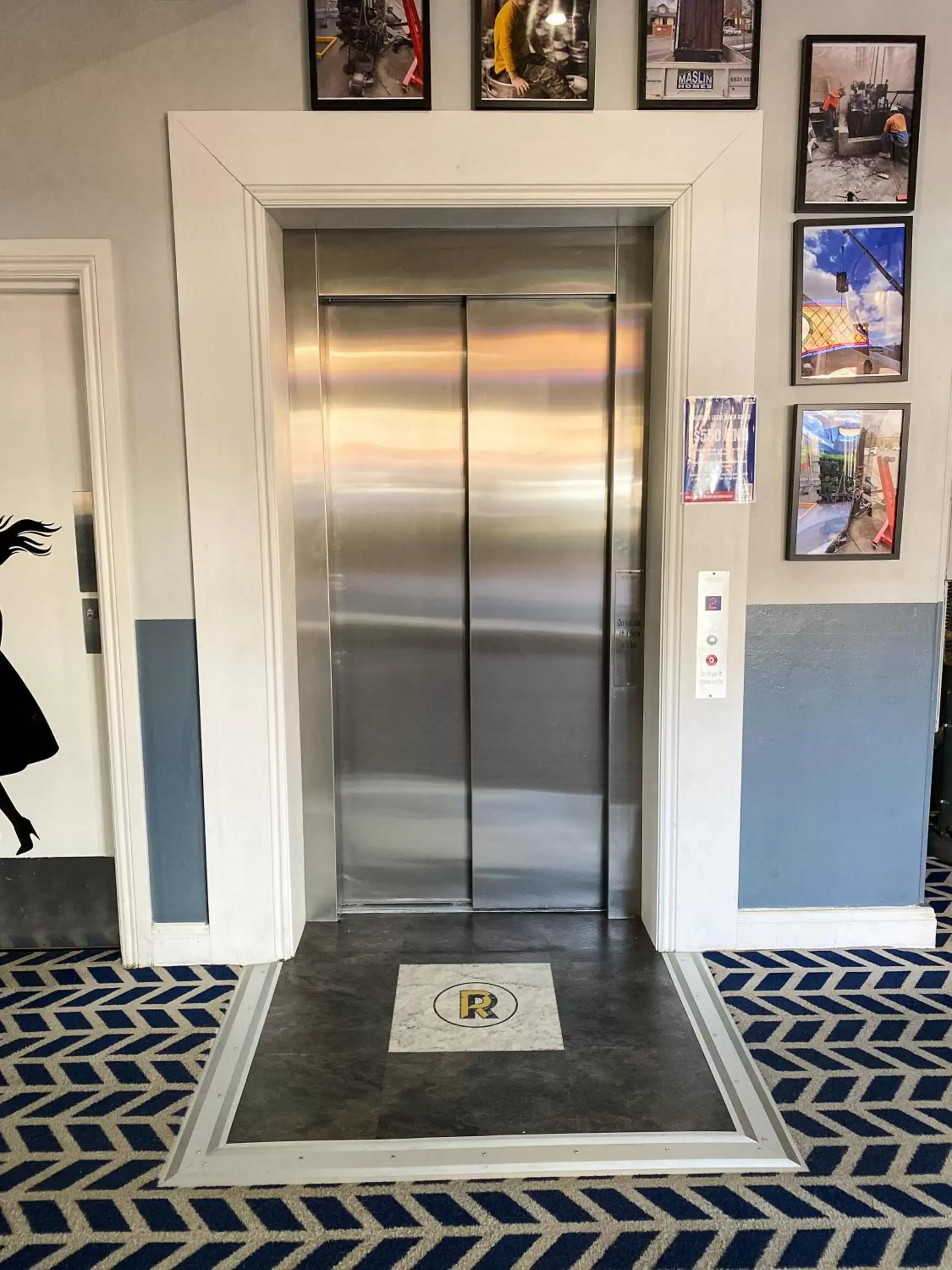 elevator in Romano's Hotel & Suites Wagga Wagga