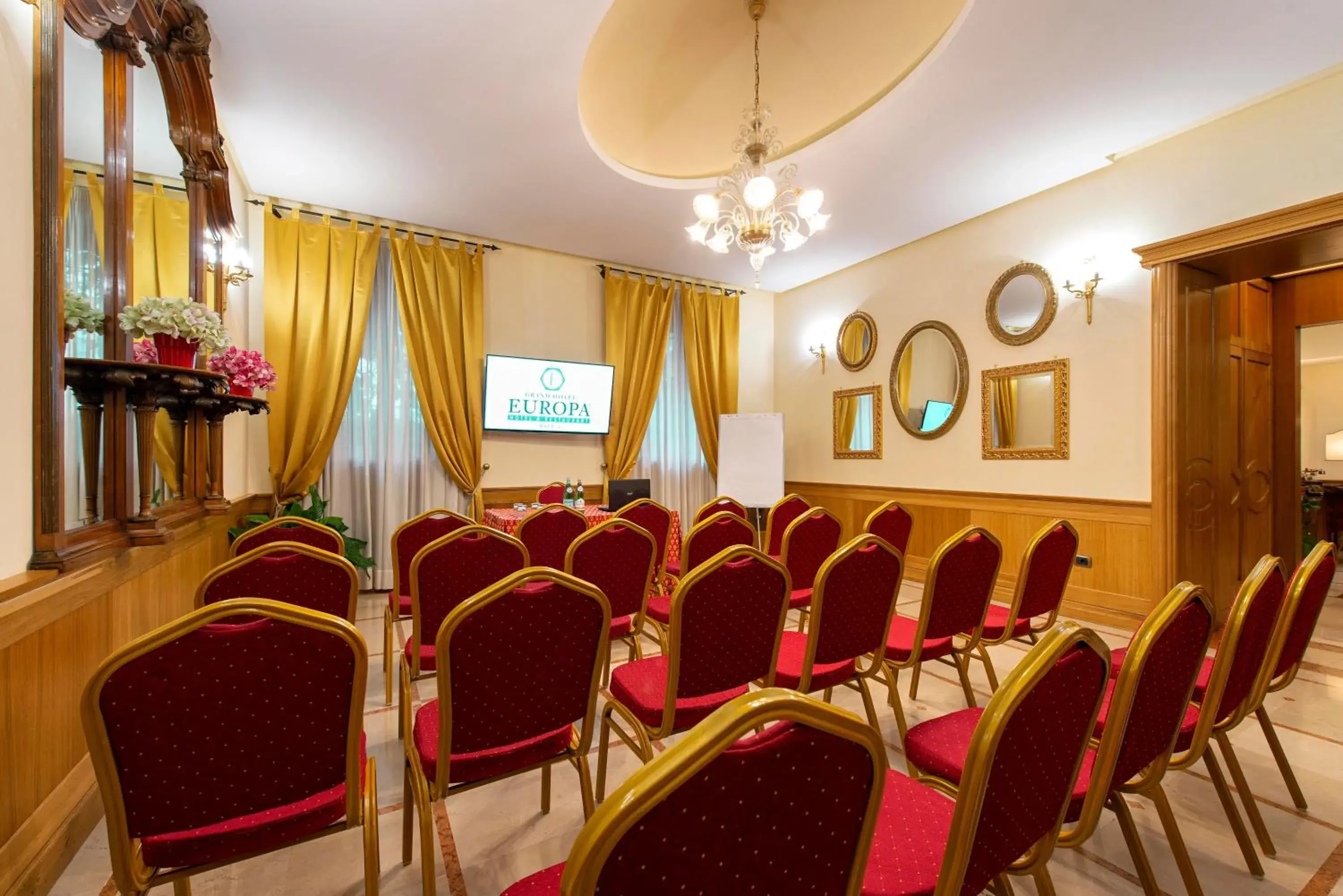 Meeting/conference room in Grand Hotel Europa & Restaurant