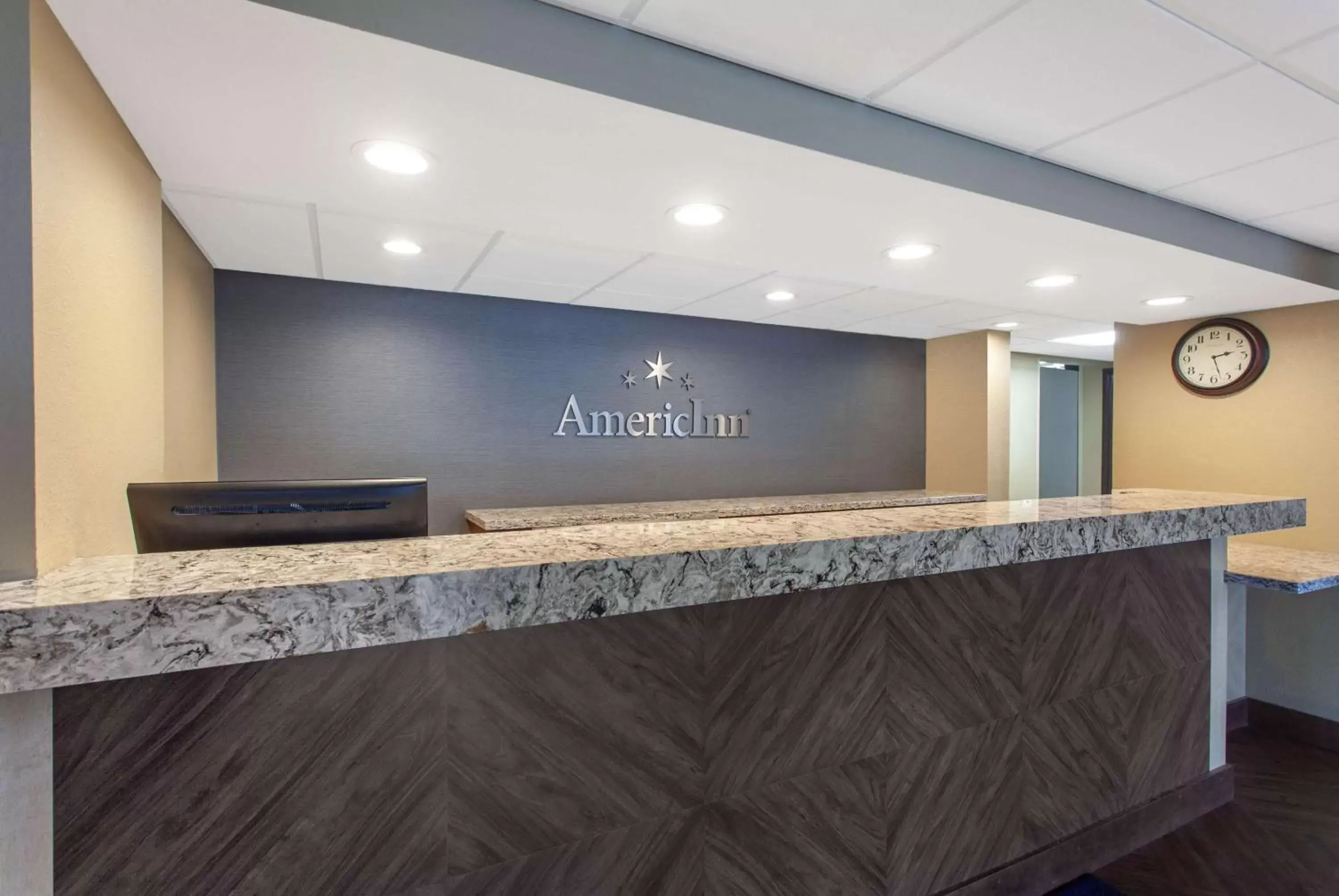 Lobby or reception, Lobby/Reception in AmericInn by Wyndham Mankato Event Center near MSU