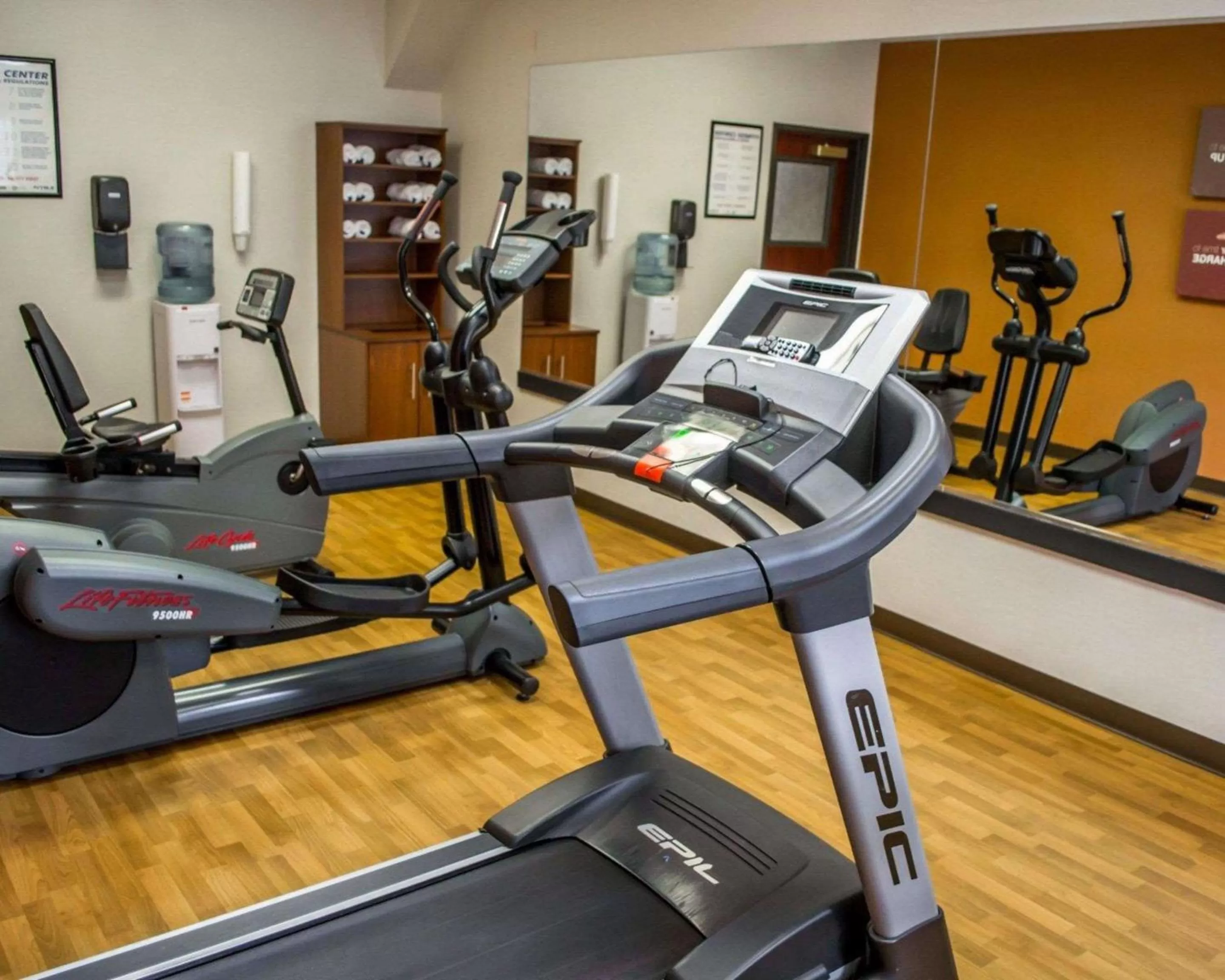 Fitness centre/facilities in Comfort Suites Portland Southwest