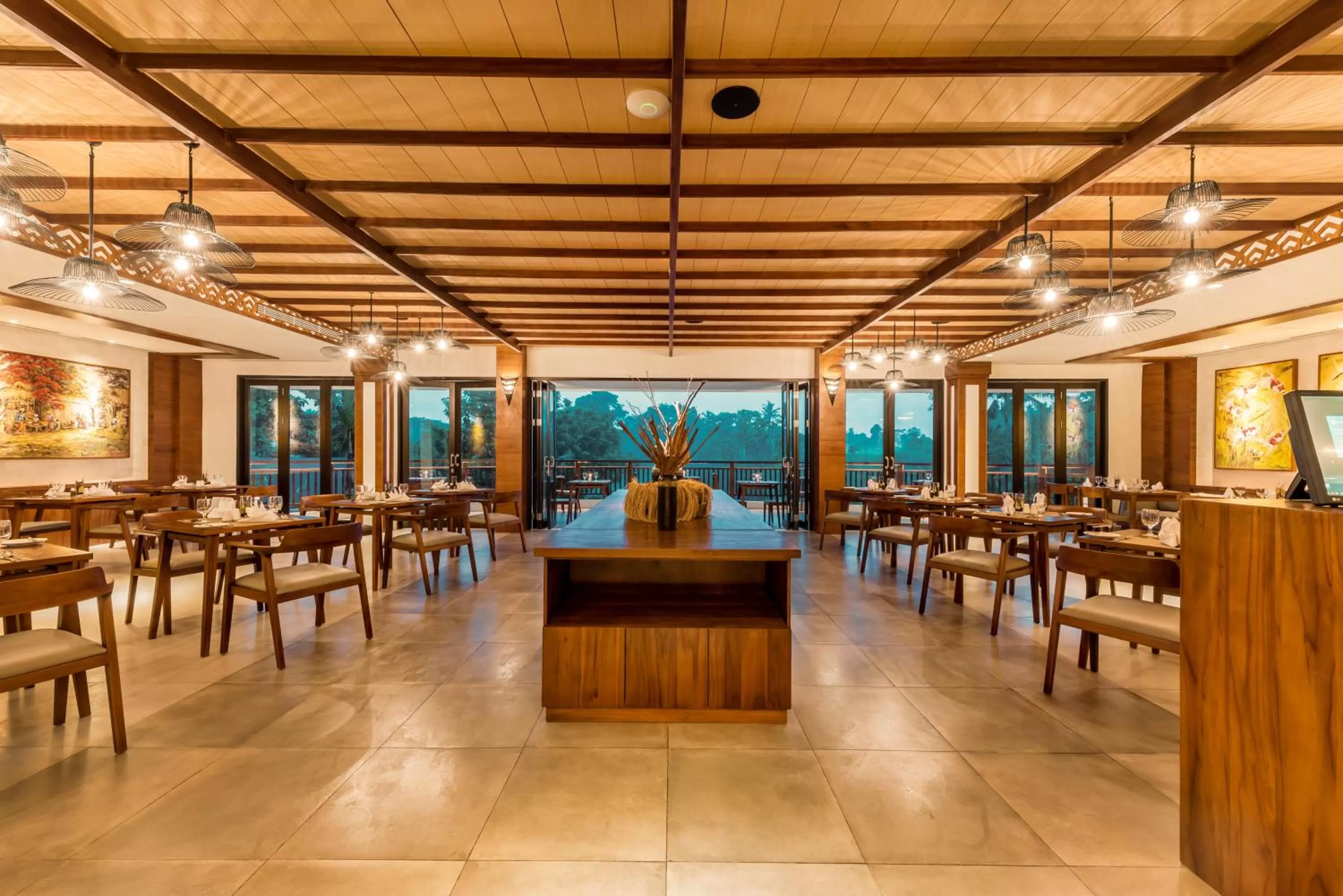 Restaurant/places to eat in tanadewa Resort Ubud Bali by Cross Collection