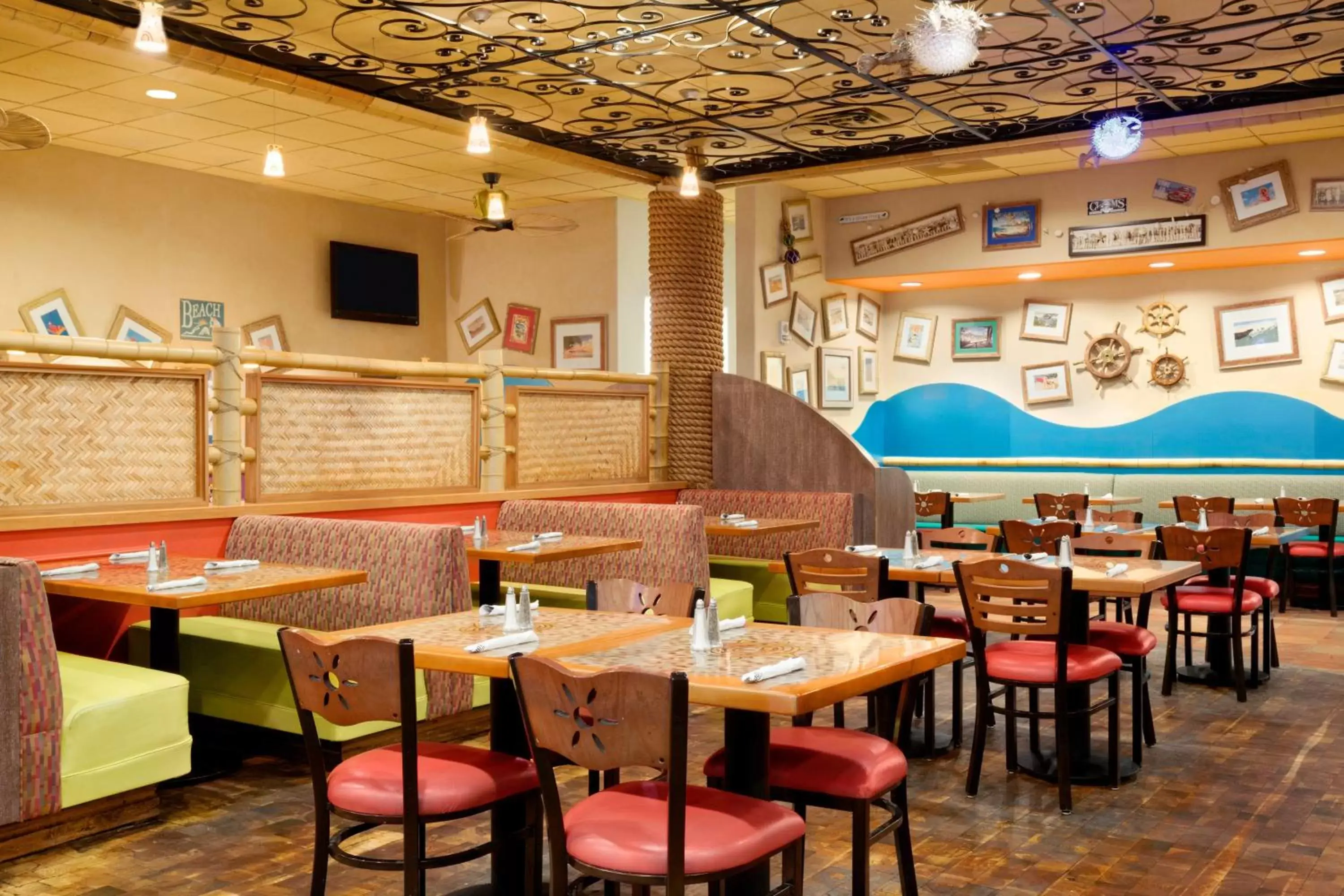Restaurant/Places to Eat in Harrah's Laughlin Beach Resort & Casino